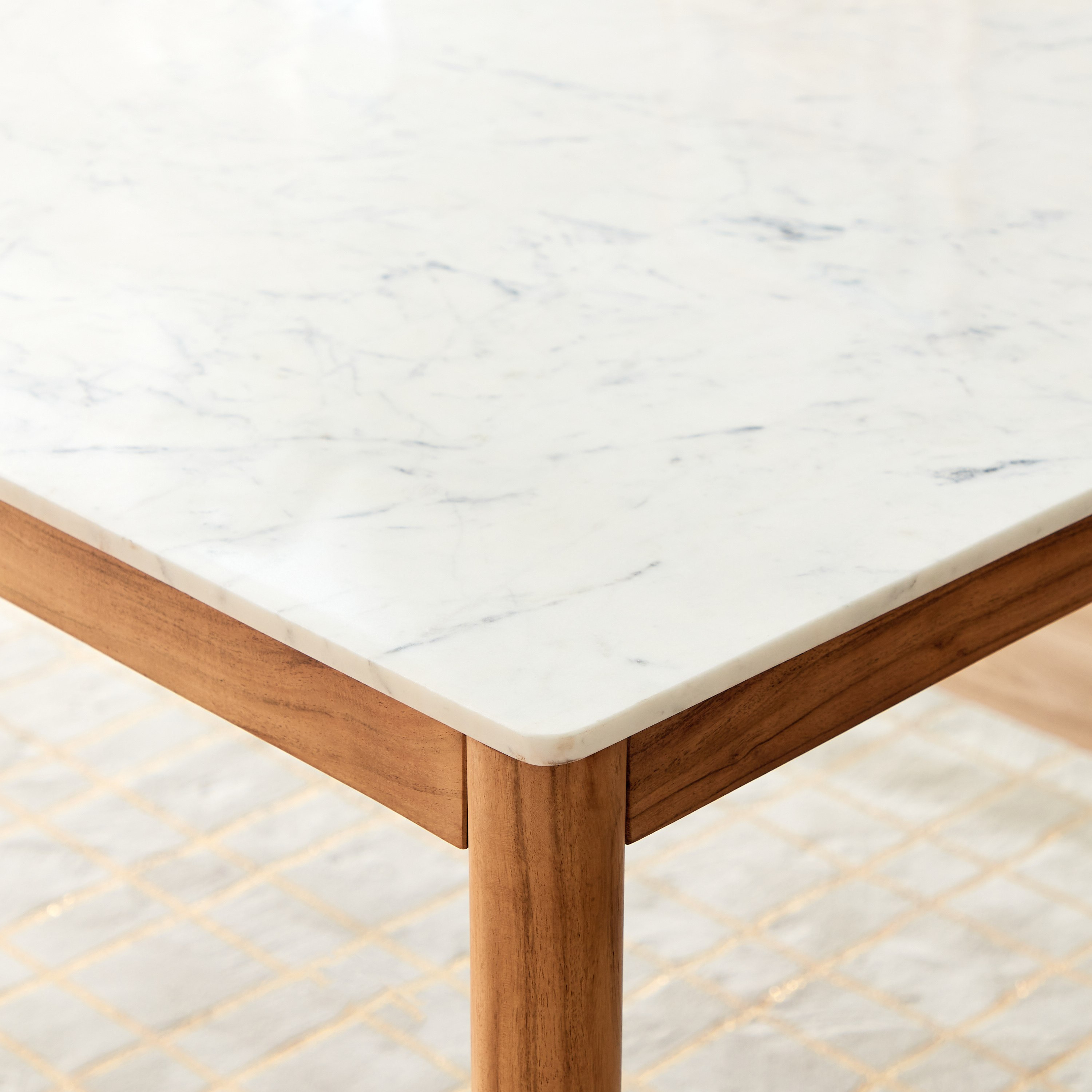 طاولة سُفرة لـ6 مقاعد بسطح من الرخام الأصلي - ميدتاون من فيندرا-hbxdiningroom-diningtablesandsets-diningtables-sixseater-image-4