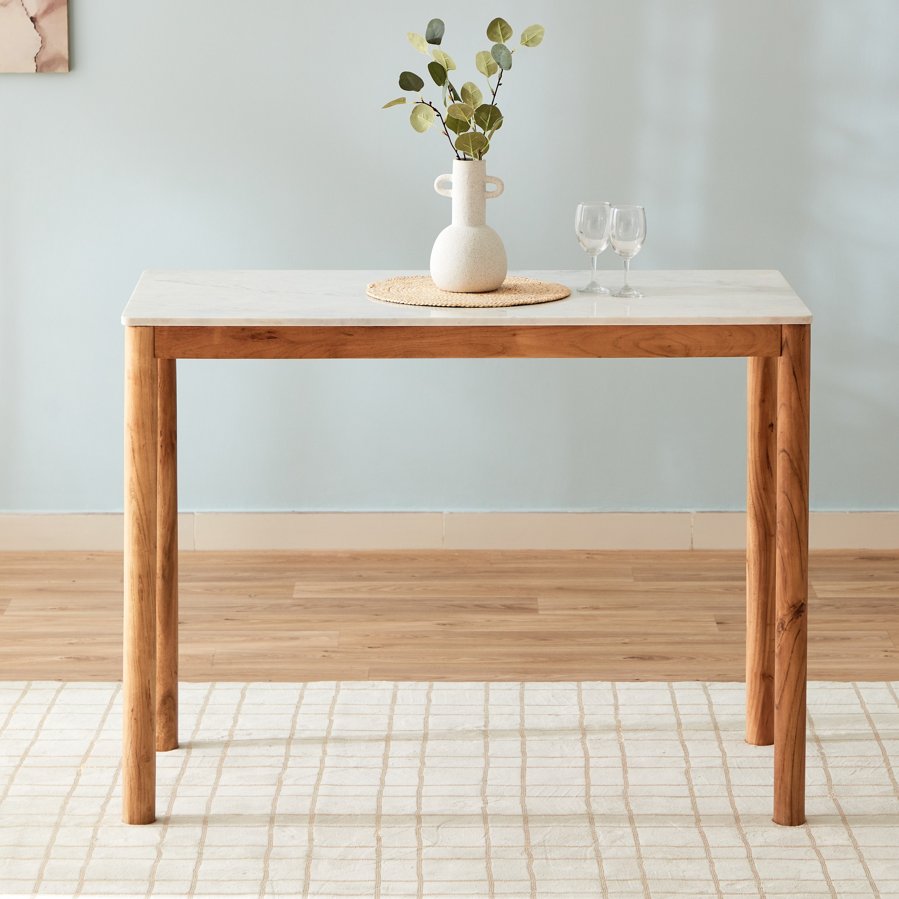 طاولة مرتفعة لـ4 مقاعد بسطح من الرخام الأصلي - ميدتاون من فيندرا-hbxfurniture-diningtablesandsets-diningtables-fourseater-image-2