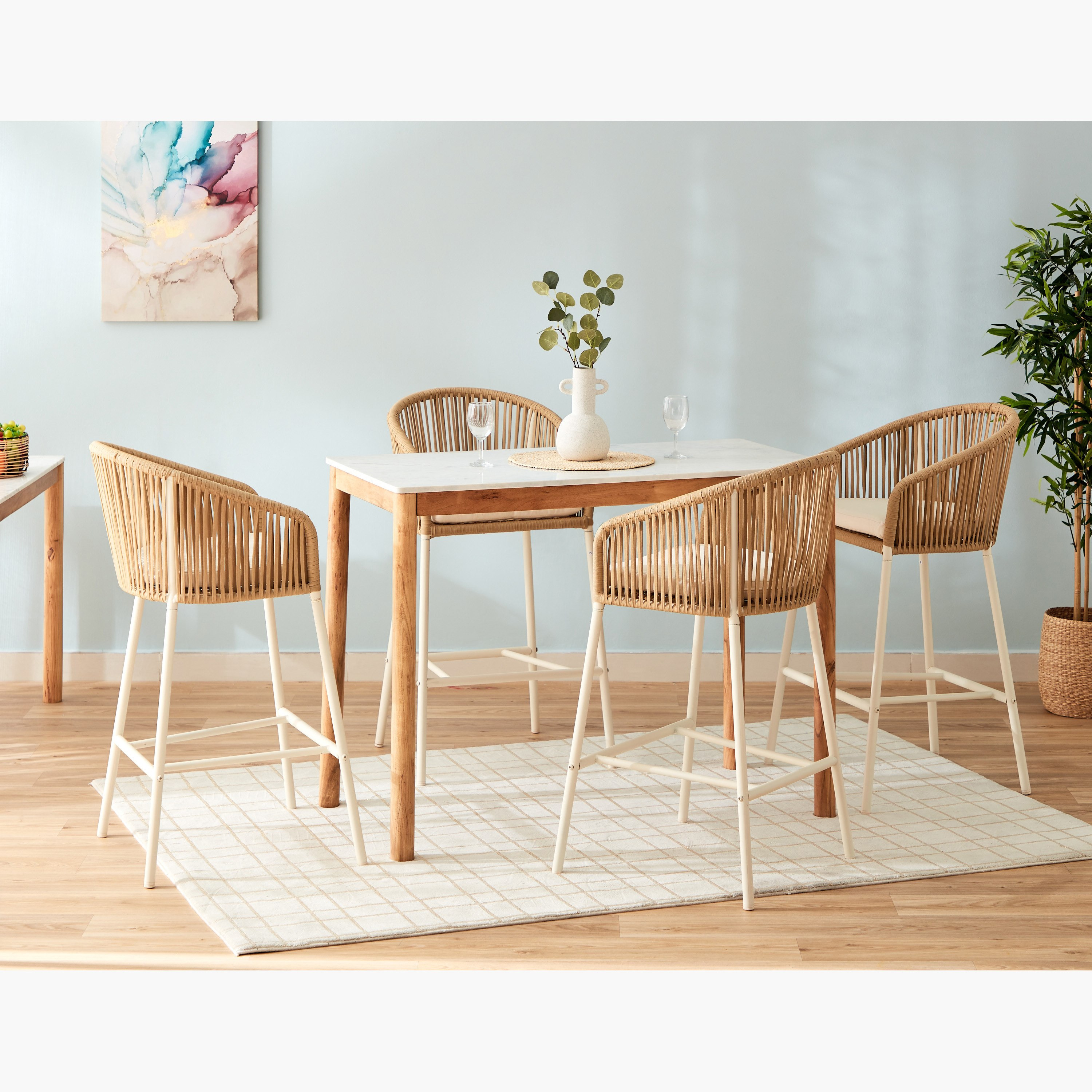 طاولة مرتفعة لـ4 مقاعد بسطح من الرخام الأصلي - ميدتاون من فيندرا-hbxfurniture-diningtablesandsets-diningtables-fourseater-image-6