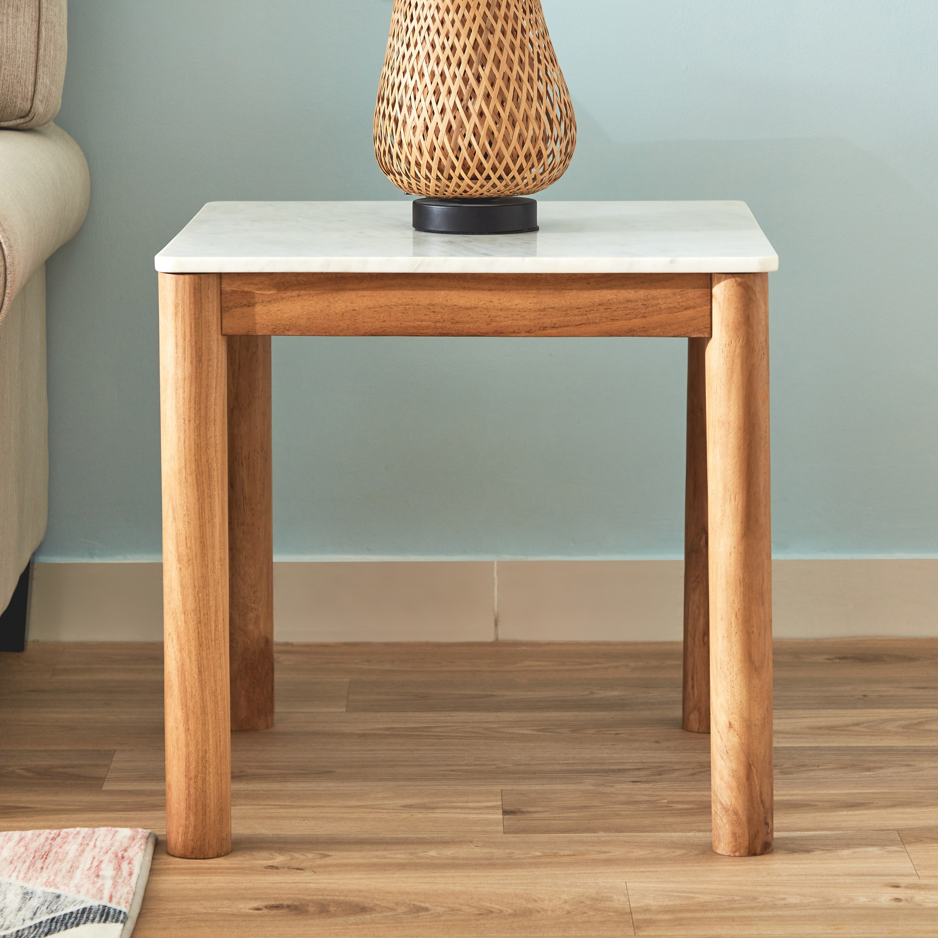 طاولة جانبية بسطح من الرخام الأصلي - ميدتاون من فيندرا-hbxfurniture-livingroom-endtables-image-2