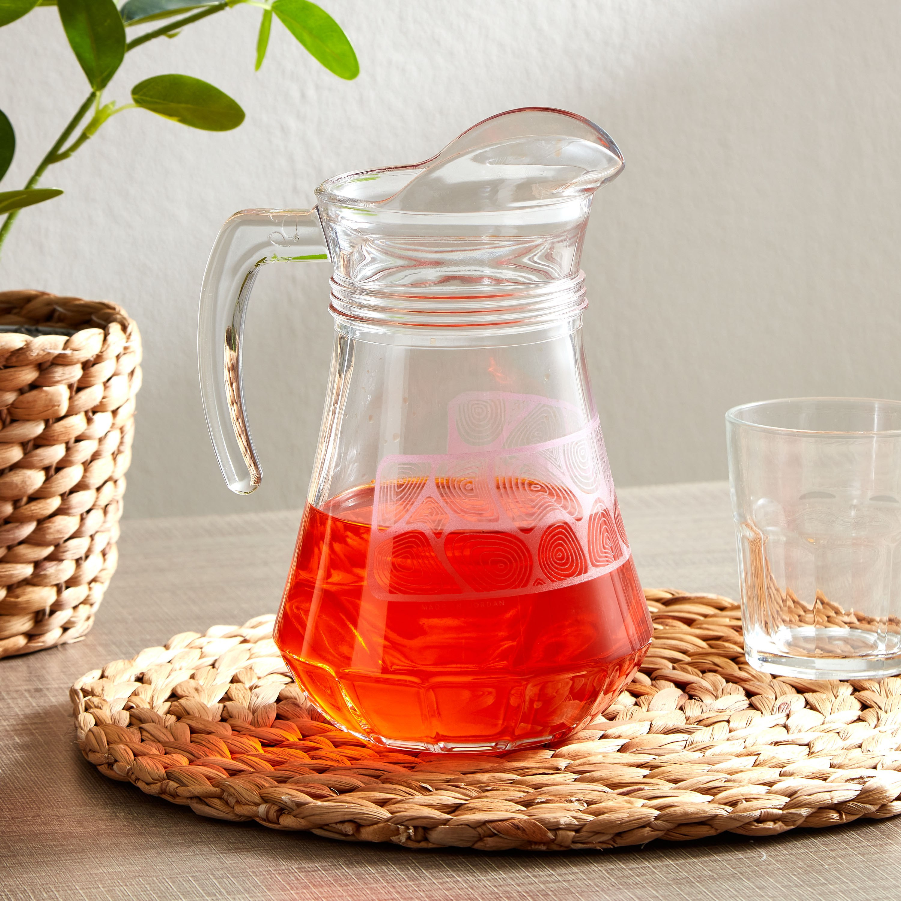 إبريق زجاجي من ديملاج كونتور - 1.1 لتر-hbxhomeware-diningandtabletop-jugs-image-4