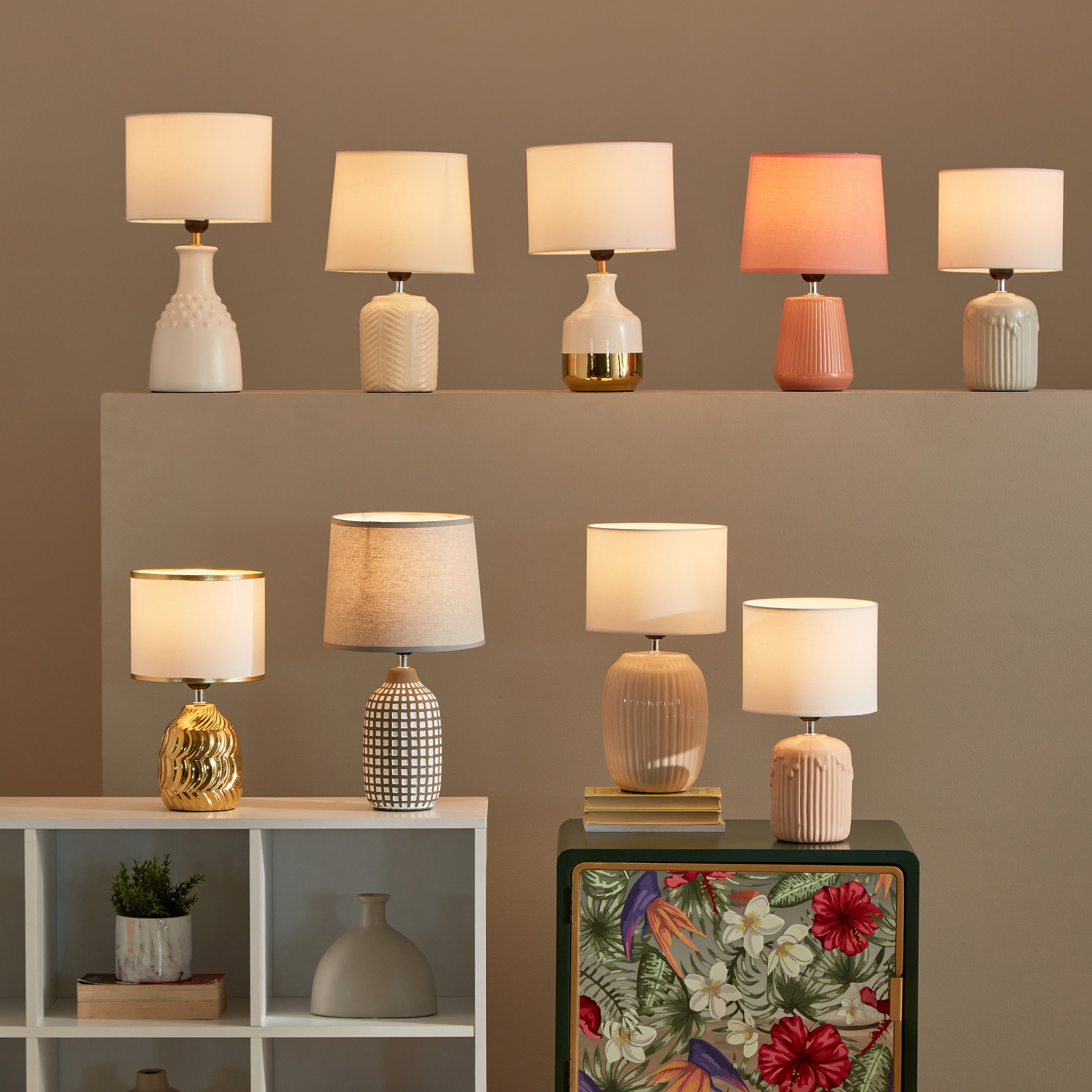 مصباح طاولة سيراميك من أنيا - 23x23x34 سم-hbxlivingroom-lighting-tablelamps-image-6
