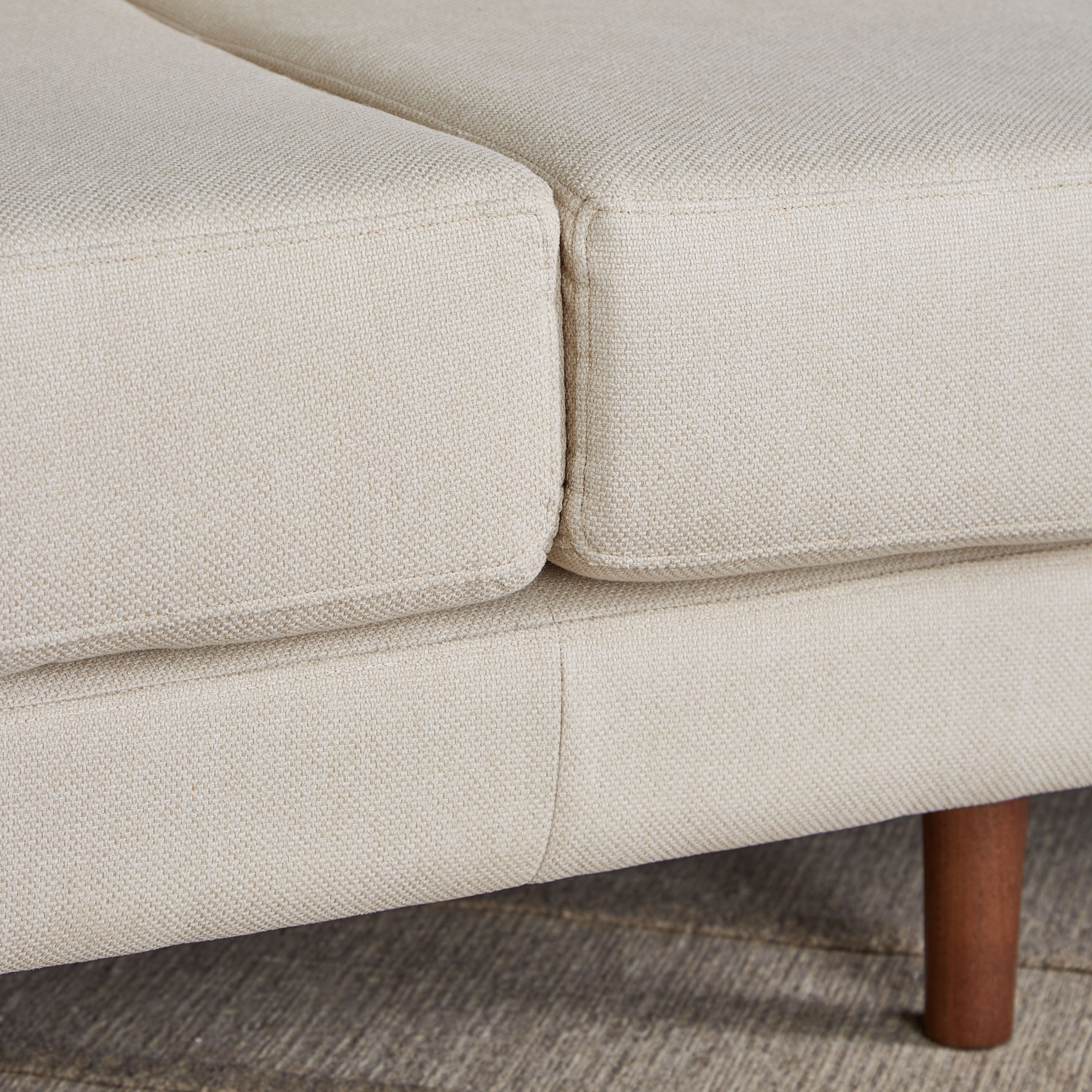 كنبة 3 مقاعد قماش مع 3 وسائد من بورتوفينو-hbxlivingroom-sofasandarmchairs-sofas-image-5