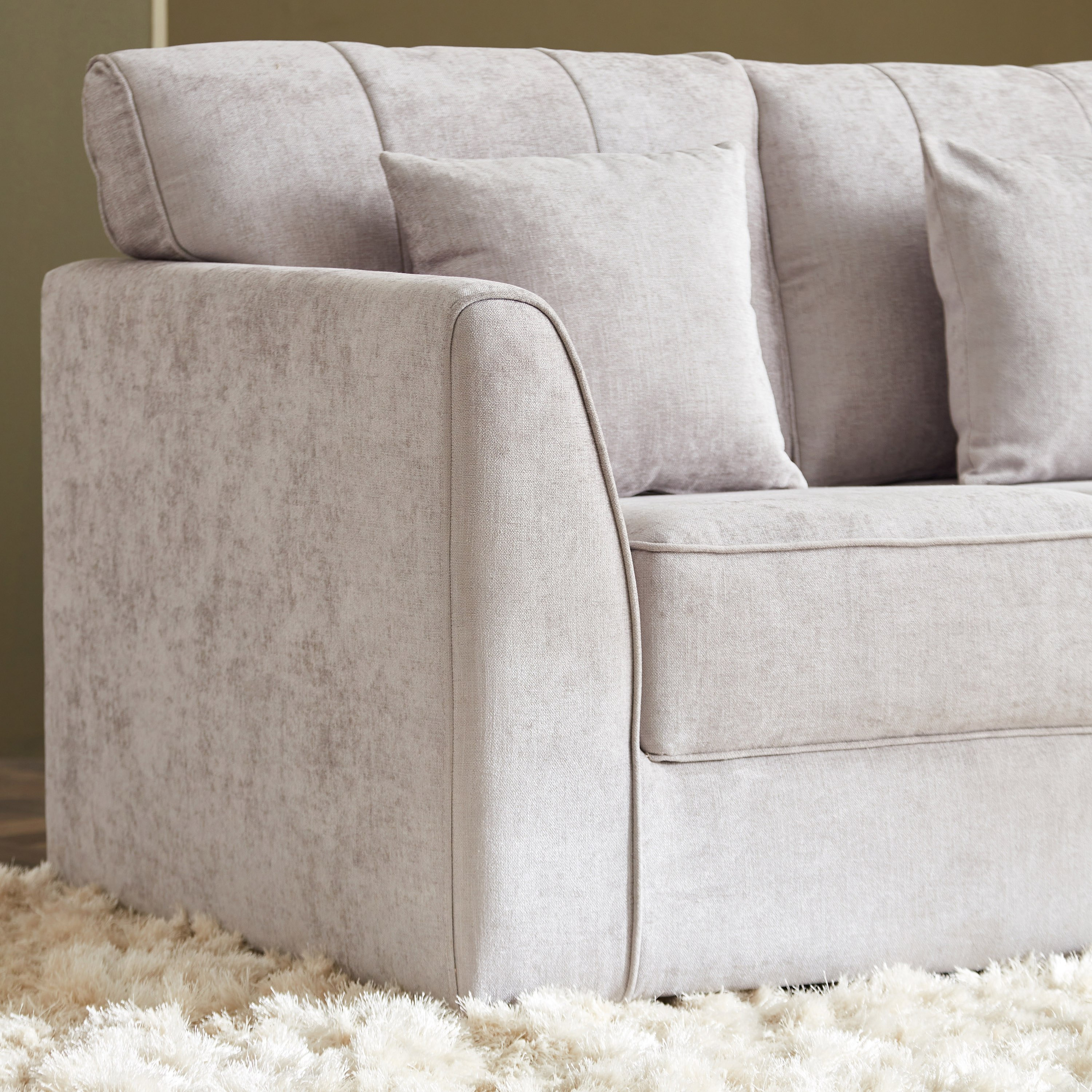 كنبة قماش 3 مقاعد مع 3 وسائد من كلينتون-hbxlivingroom-sofasandarmchairs-sofas-image-3