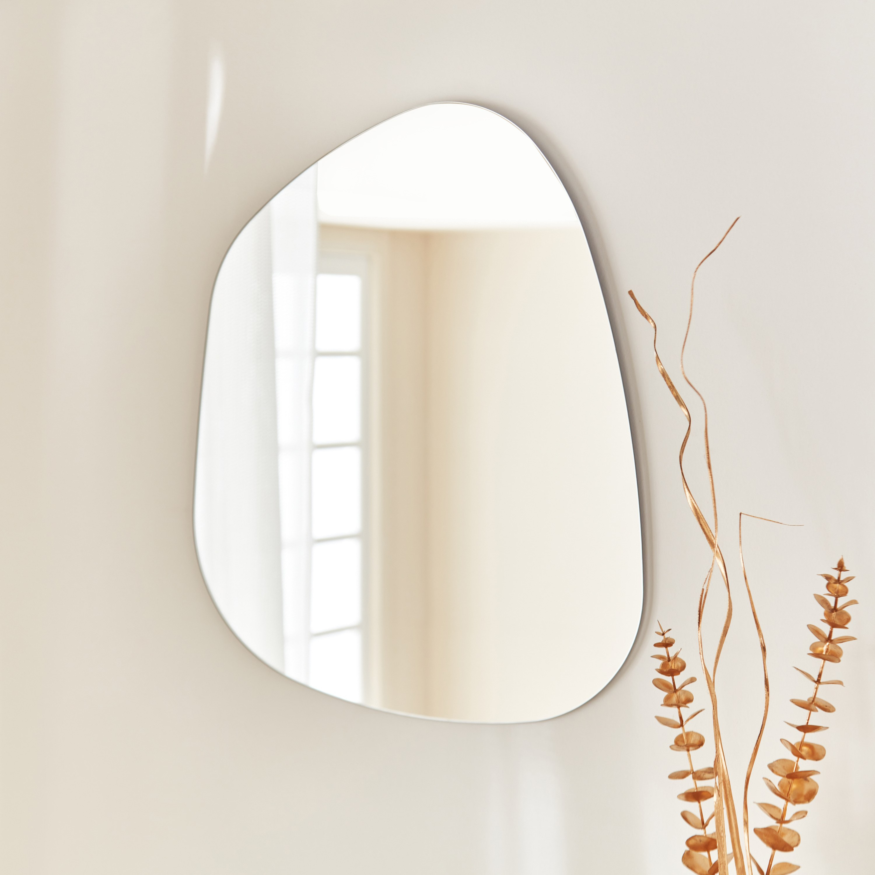 مرآة بدون إطار من هايلي - 53x0.5x43 سم-hbxhomeware-hbxdecorandfurnishings-image-1