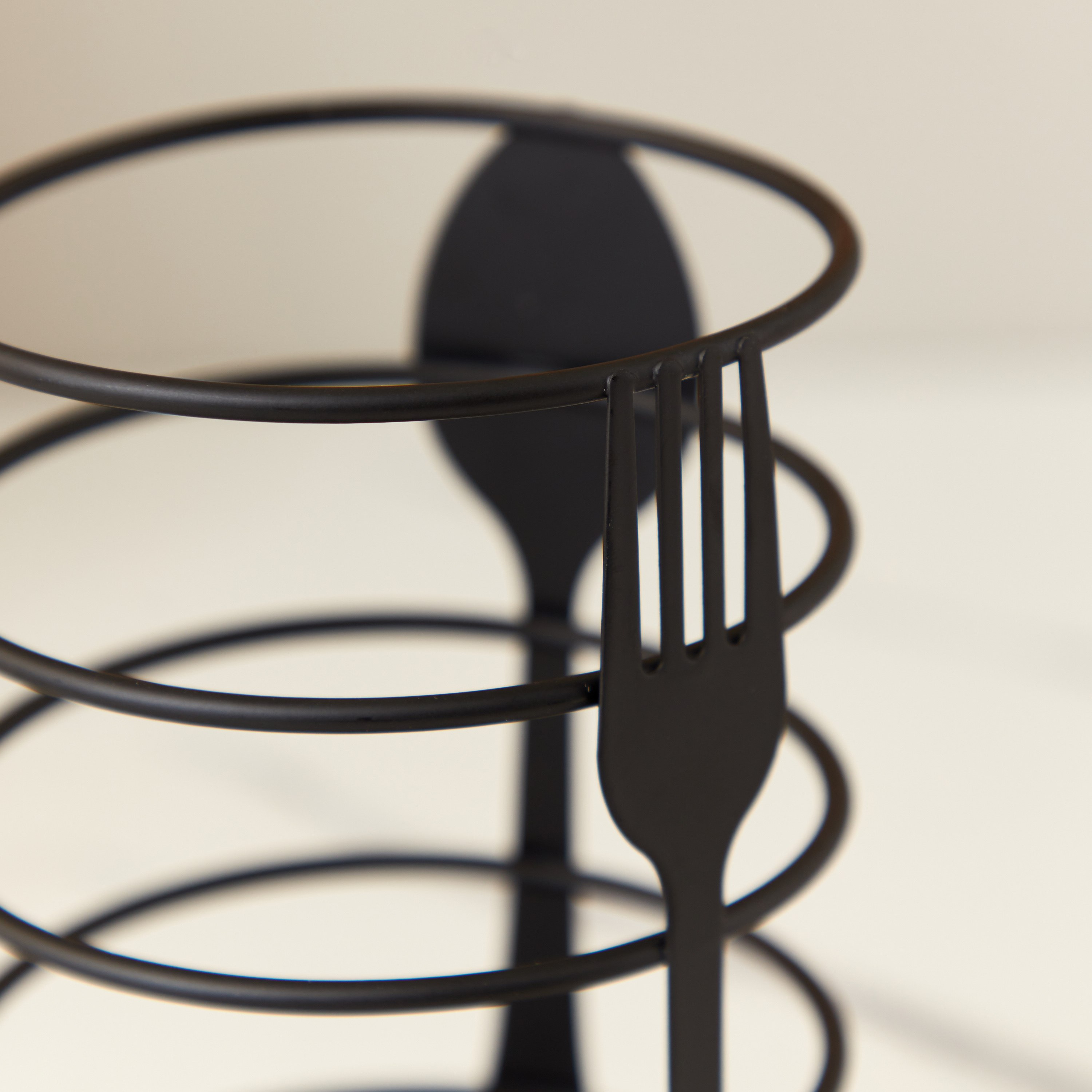 حامل ملاعق معدني من إسنشيال - 10x10x16.5 سم-hbxkitchen-kitchenware-kitchenaccessories-image-4