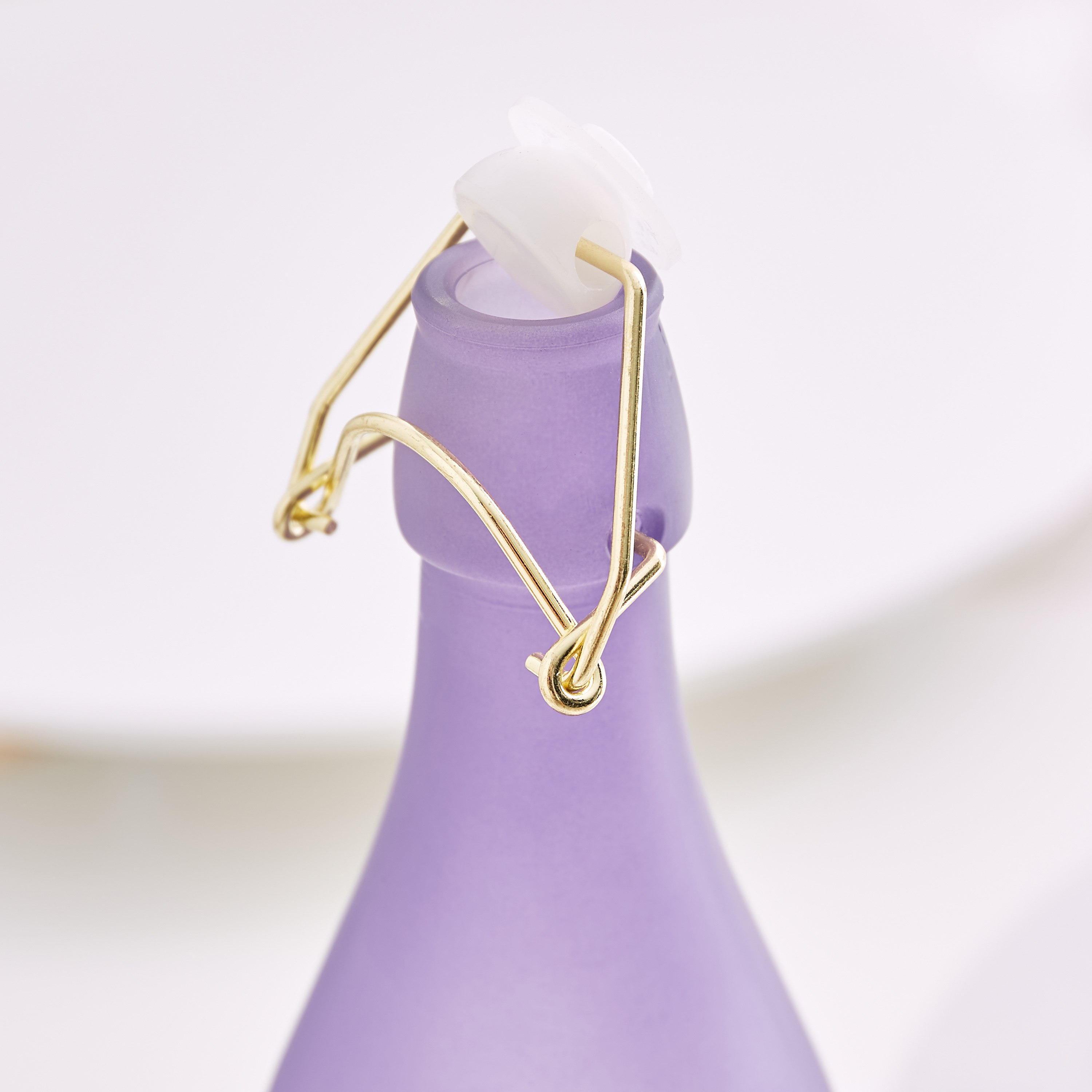قارورة مياه زجاج من بيليسيمو - 1 لتر-hbxhomeware-hbxkitchen-image-3