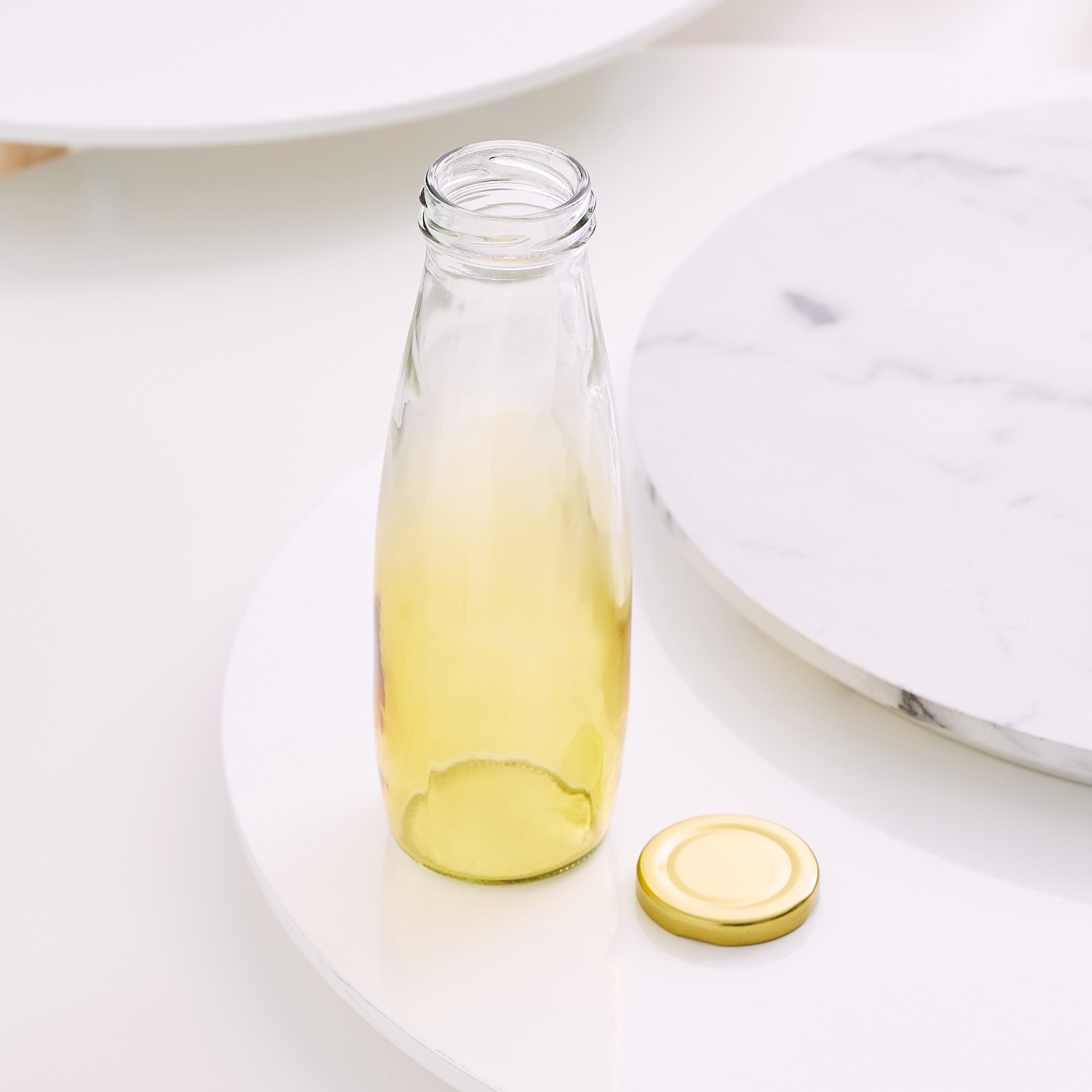Bellissimo Glass Bottle - 550 ml-hbxhomeware-hbxkitchen-image-2