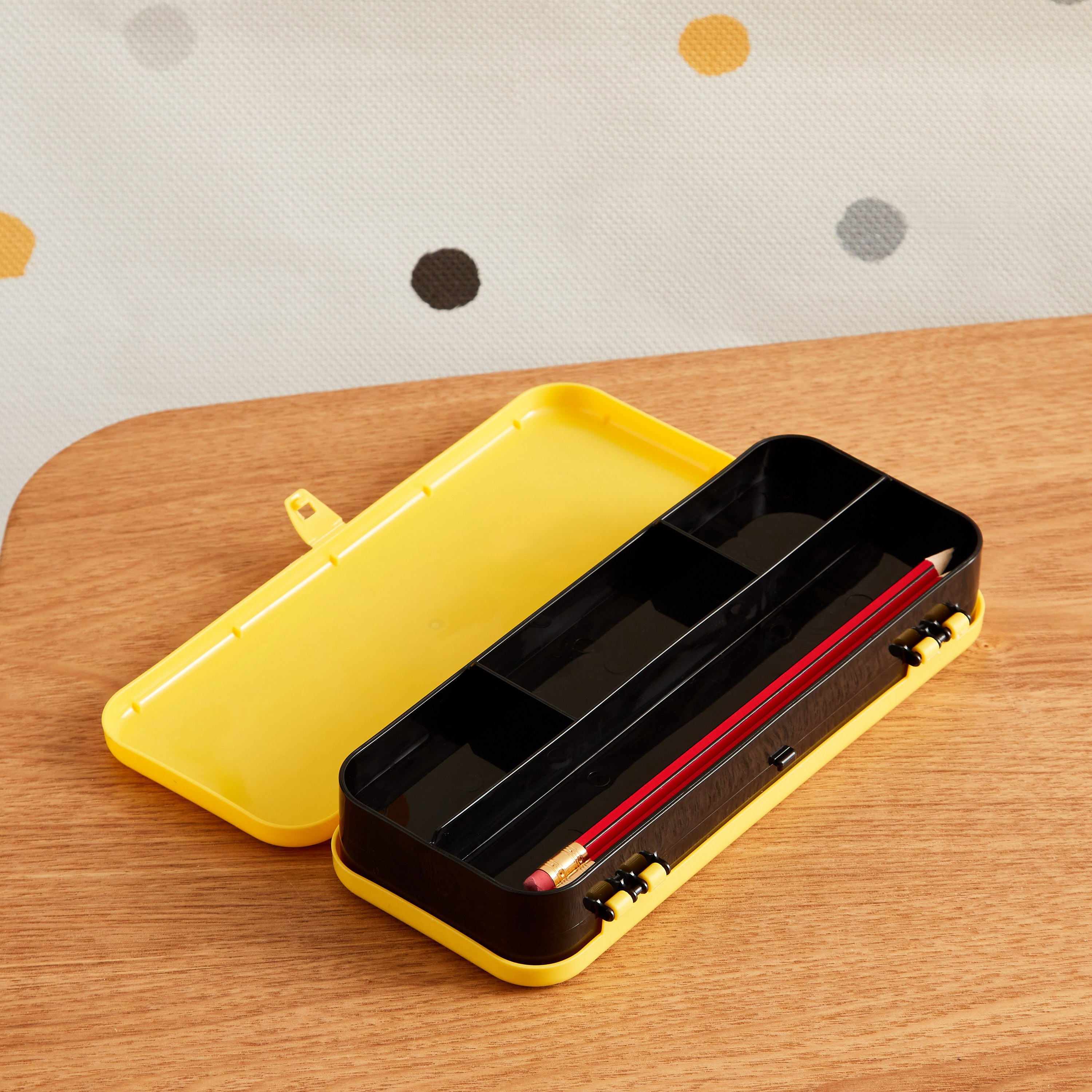 Batman Double Side Pencil Box - 20.7x9.1x3.9 cm-hbxkidsandyouth-playroom-stationery-image-2