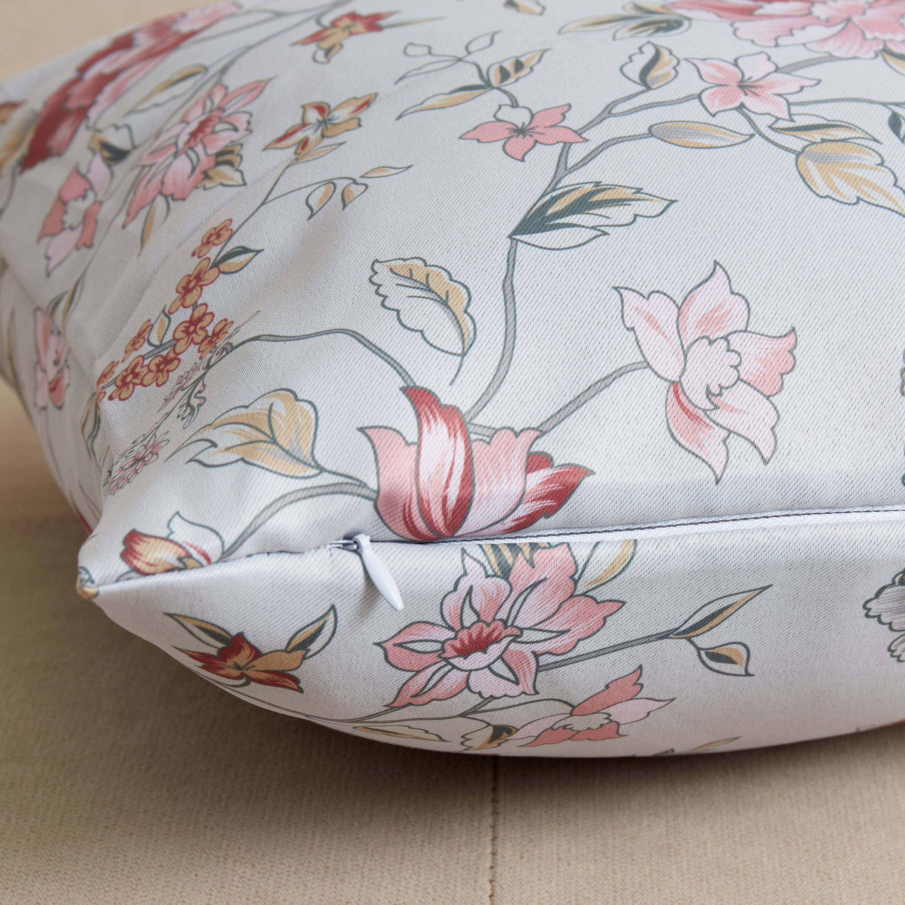 غطاء وسادة بطبعات لوريتا من جلوم - 40x40 سم-hbxhomeware-cushionsandcovers-cushioncovers-image-3