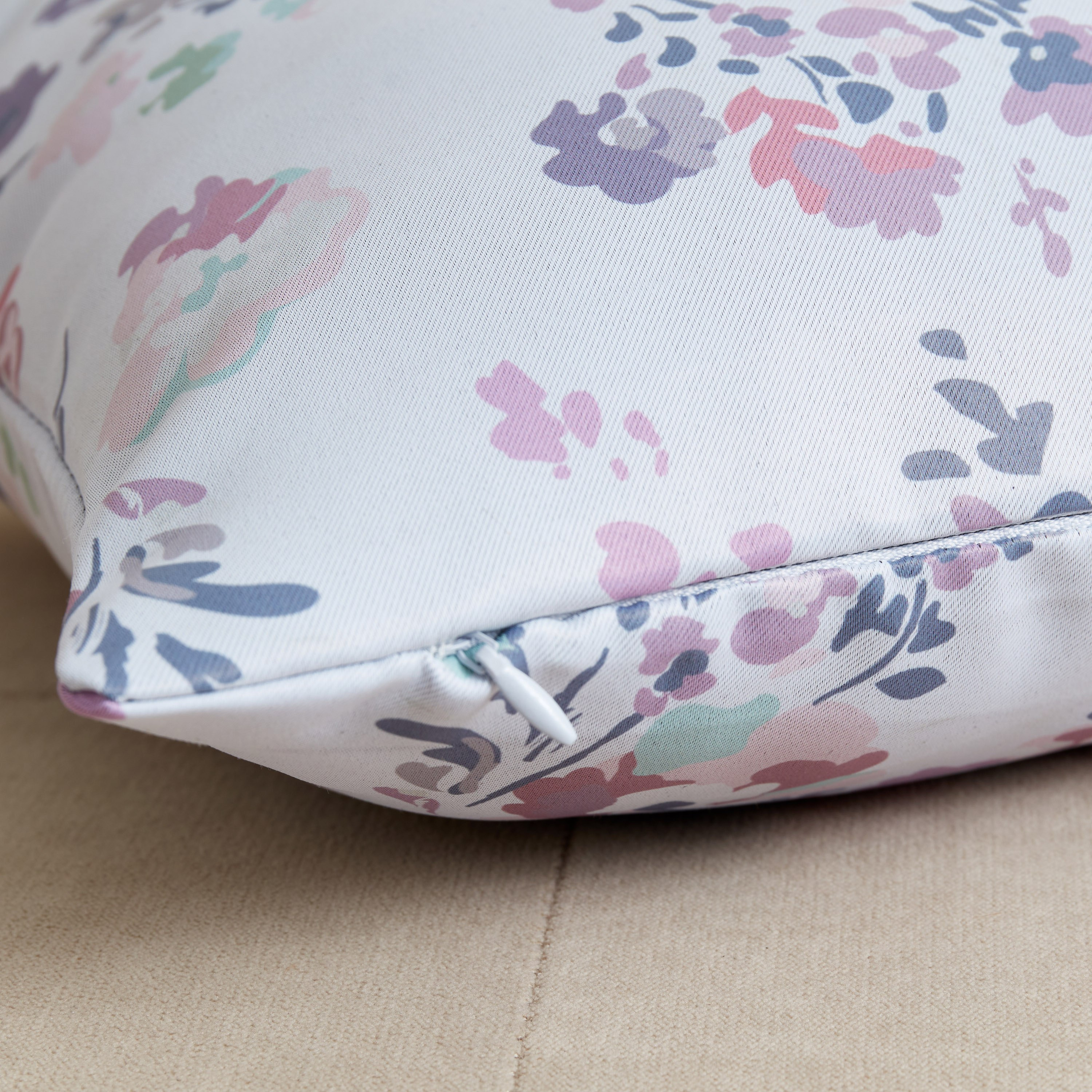 غطاء وسادة بطبعات سارة من جلوم - 40x40 سم-hbxhomeware-cushionsandcovers-cushioncovers-image-3
