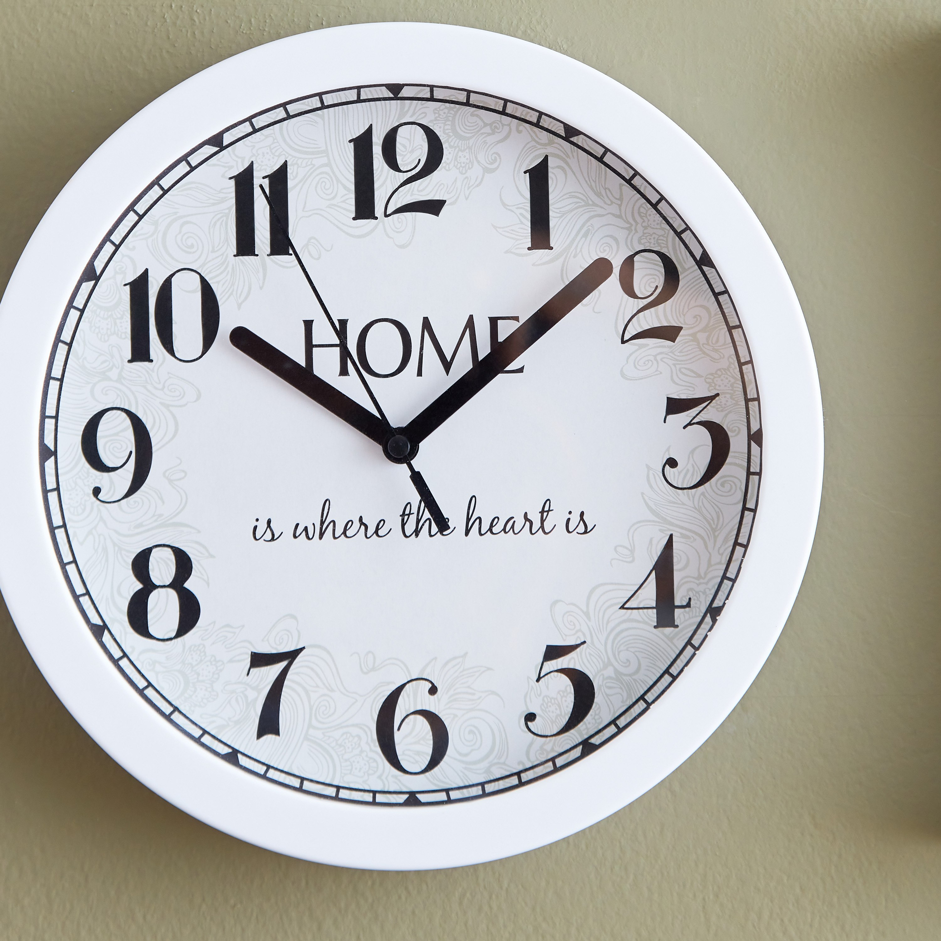 ساعة حائط بتصميم كلمة هوم من هارفي - 44x4x45.5 سم-hbxdiningroom-decorandaccessories-clocks-image-4