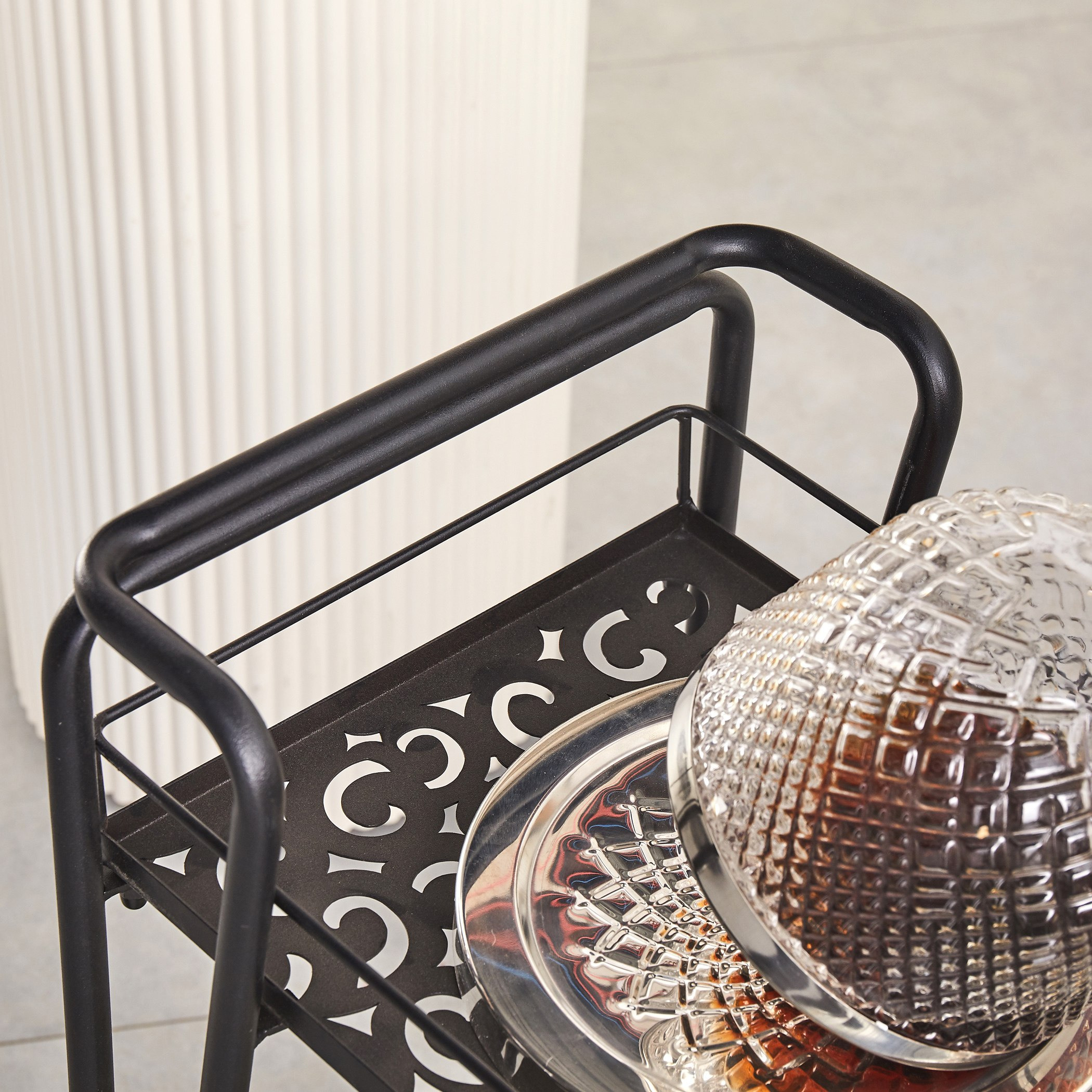عربة ضيافة من فنجا-hbxlivingroom-tablesandstands-servingtrolleys-image-3