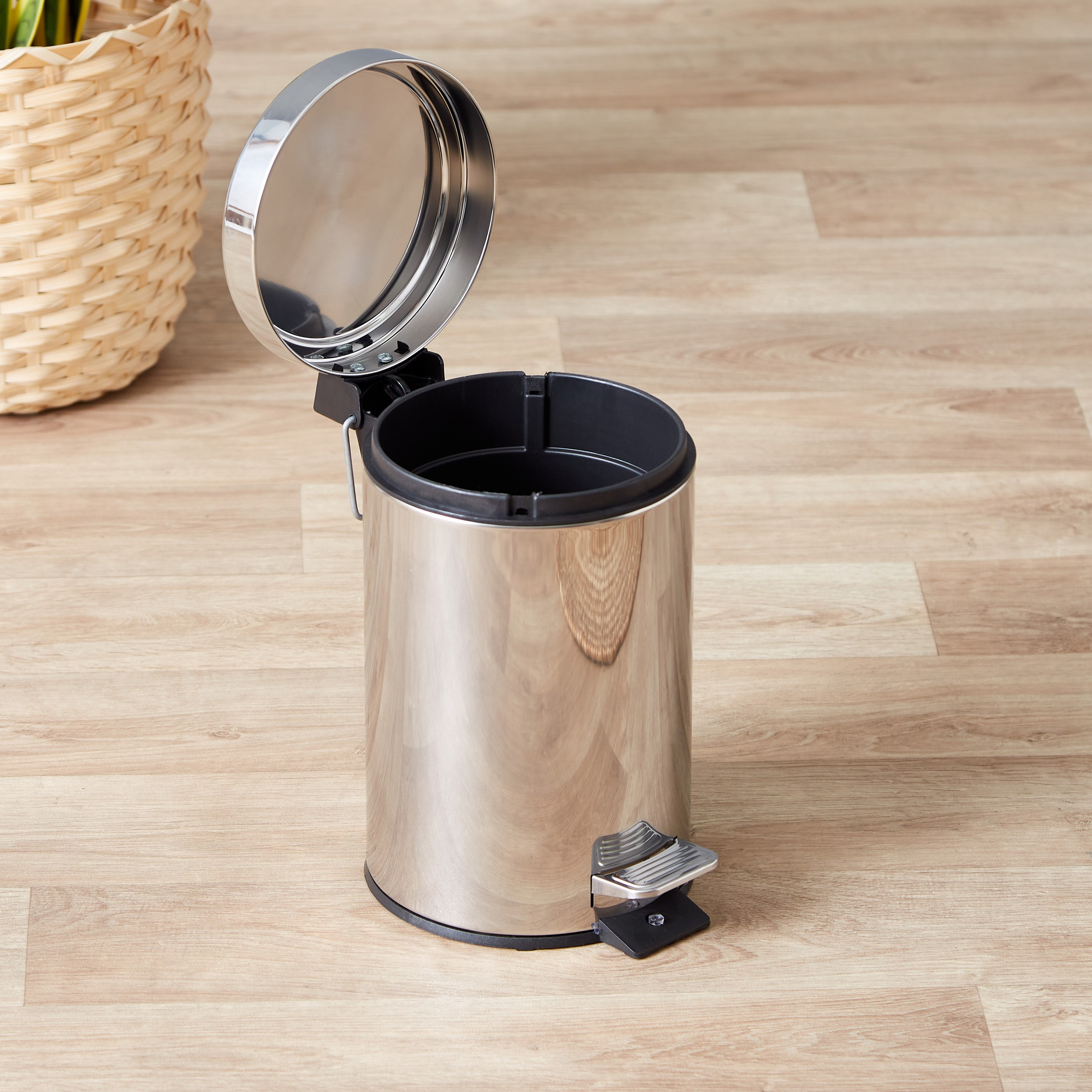 سلة نفايات ستانليس ستيل بدواسة من ترامونتينا - 3 لتر-hbxhomeware-hbxbathroom-image-2