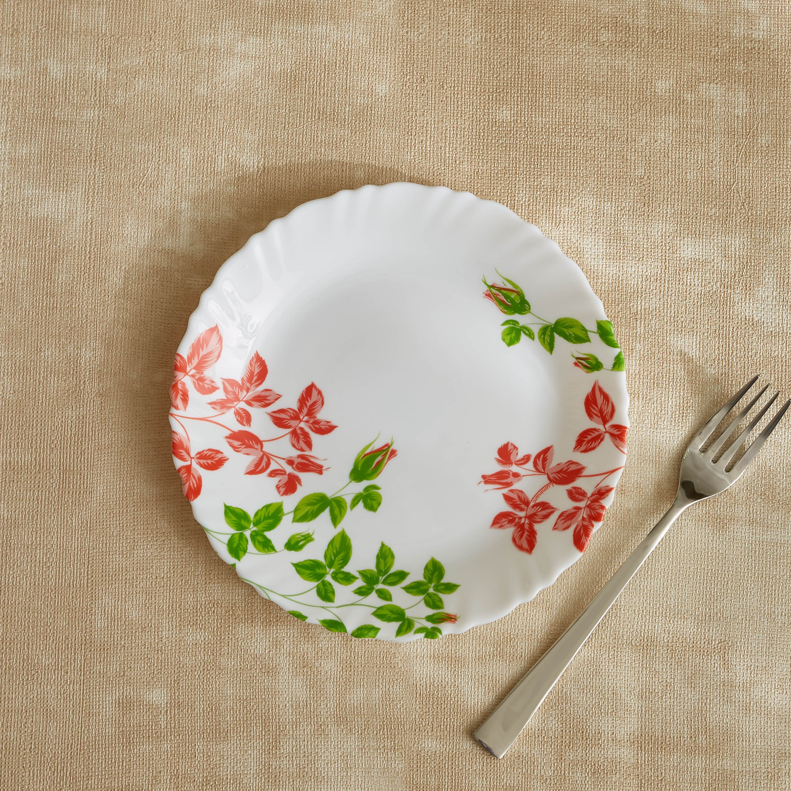 صحن حلويات أوبال وير كمبرلي من لومينارك - 19 سم-hbxdecorandfurnishings-tabletop-crockery-image-2