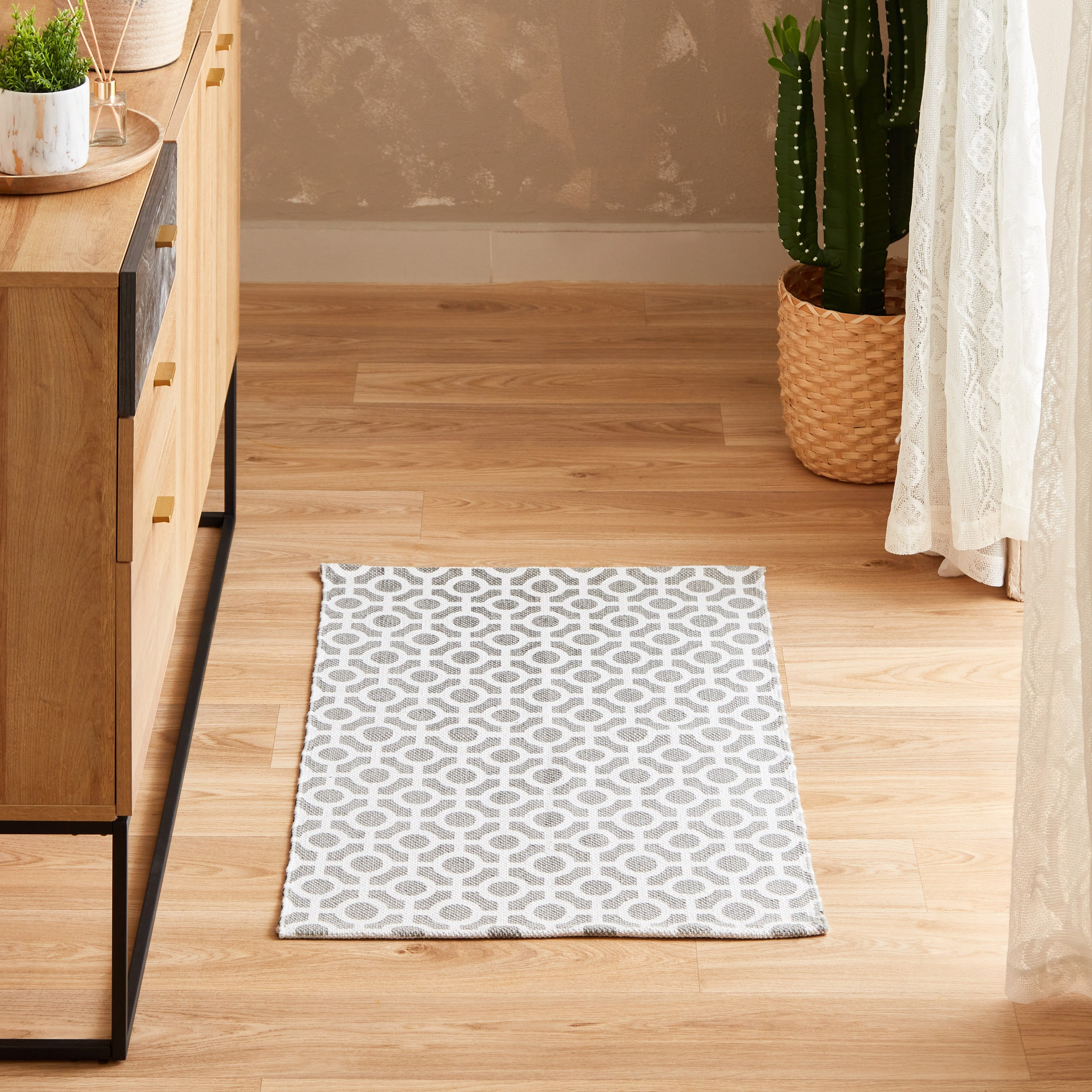 سجّادة دوري قطن من أوليفر ميلتون - 60x90 سم-hbxdecorandfurnishings-floorcoverings-rugs-image-1