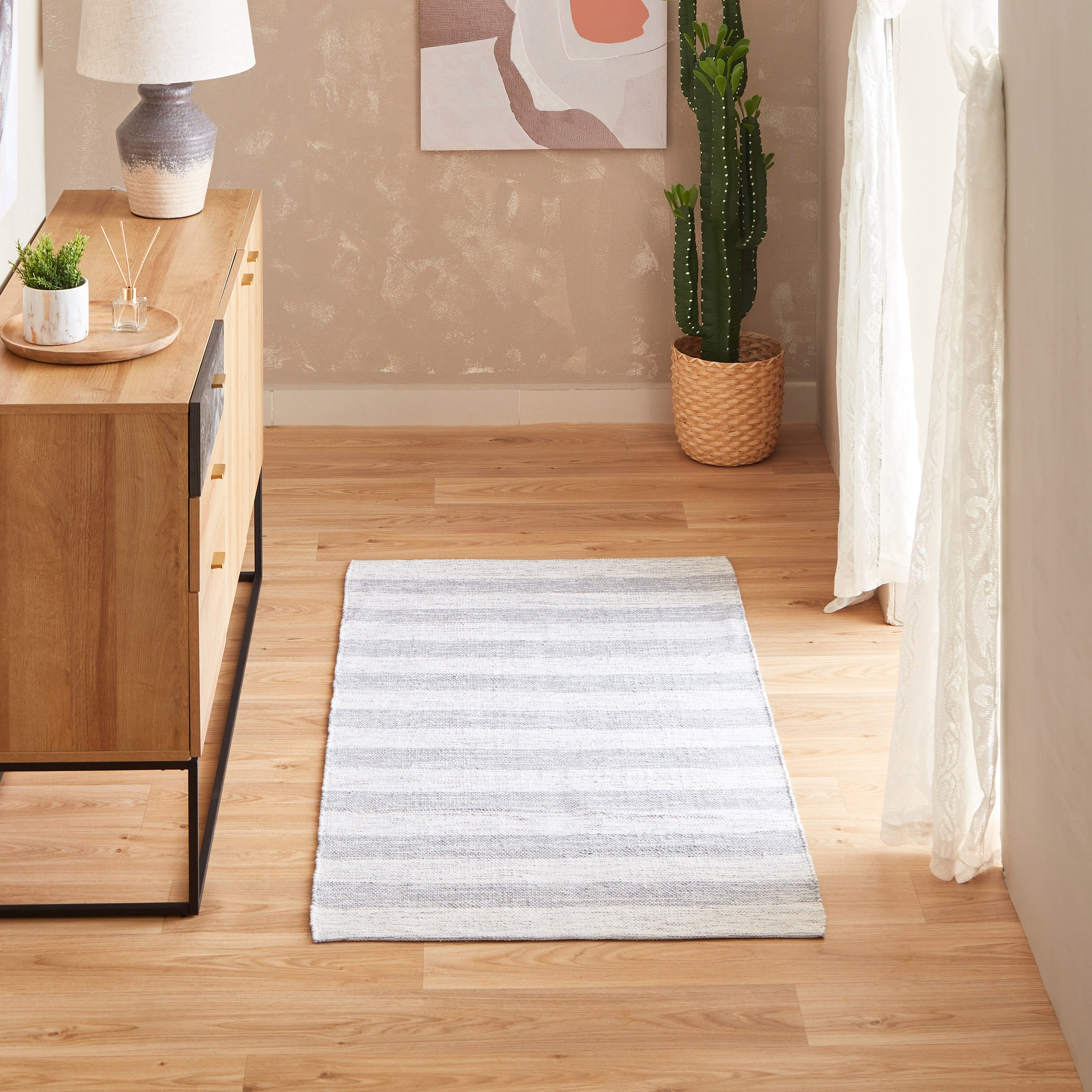 سجادة دوري قطن مخططة من ماديسون - 80x150  سم-hbxdecorandfurnishings-floorcoverings-rugs-image-1