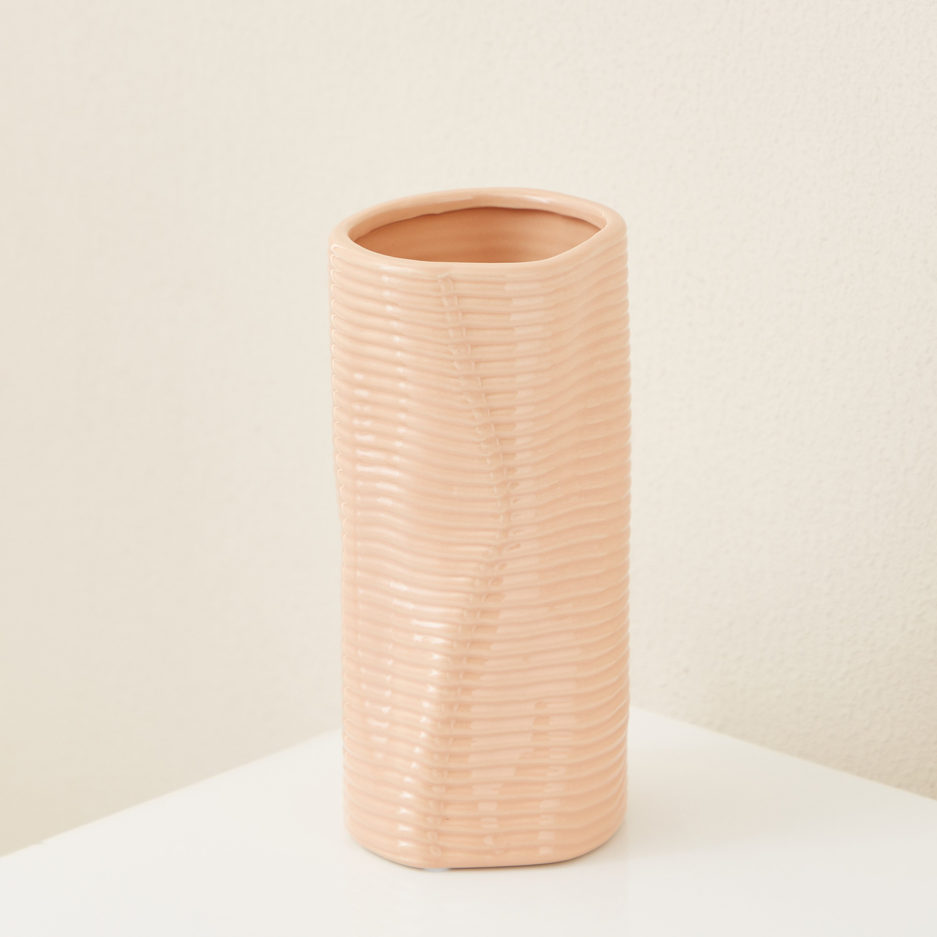 مزهرية سيراميك من سانسا - 10.5x10.5x22  سم-hbxhomeware-hbxdecorandfurnishings-image-2