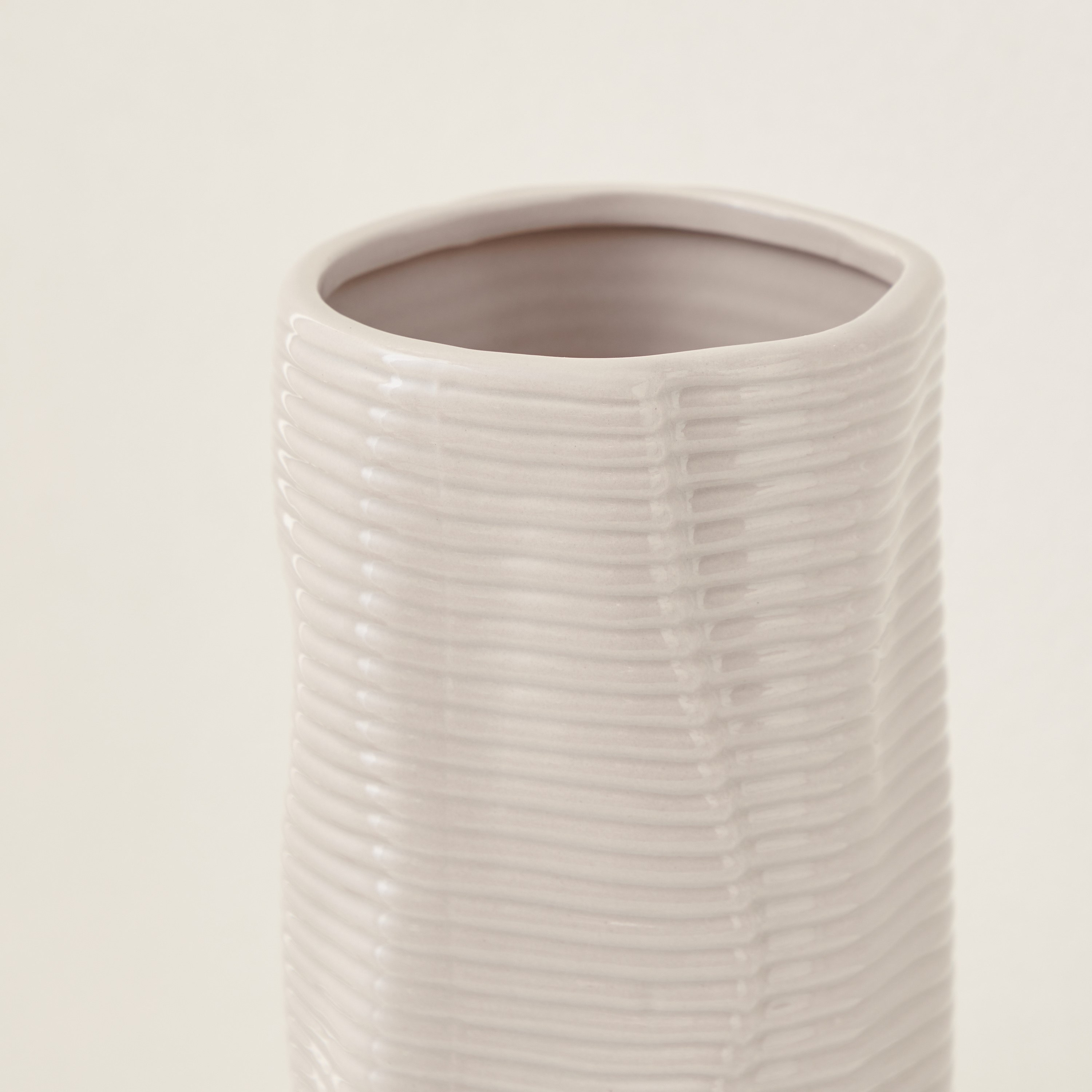 مزهرية سيراميك من سانسا - 11.5x11.5x27.5  سم-hbxhomeware-hbxdecorandfurnishings-image-3