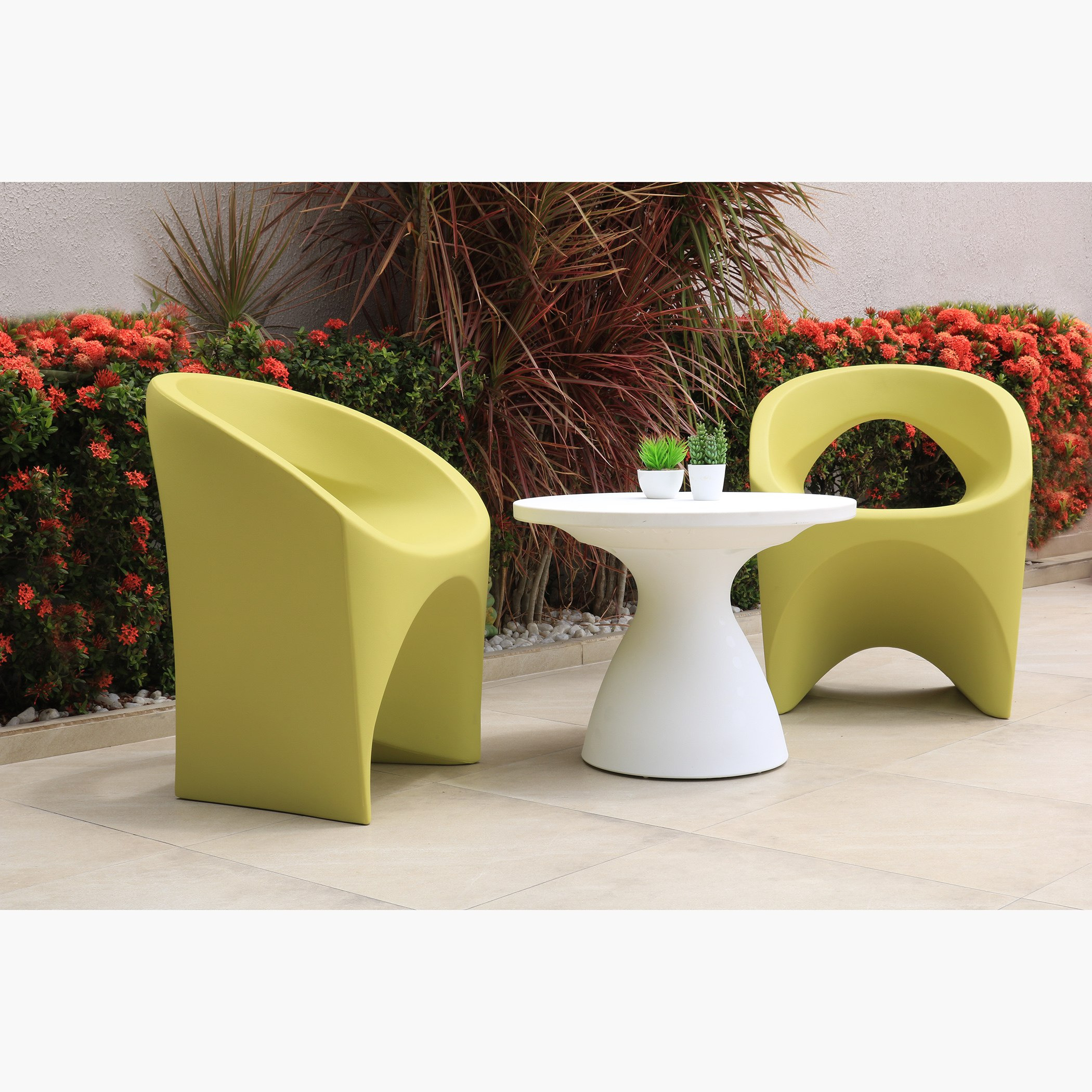 كرسي بمساند ذراعين من كيا-hbxfurniture-outdoor-swingsandchairs-image-5