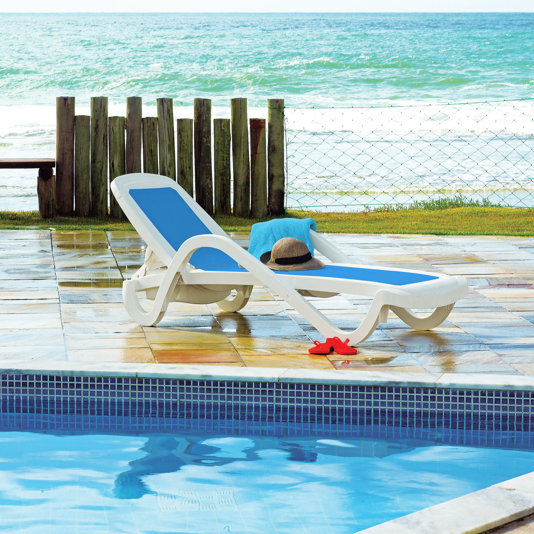 كرسي استرخاء من فيليكس-hbxfurniture-outdoor-swingsandchairs-image-2