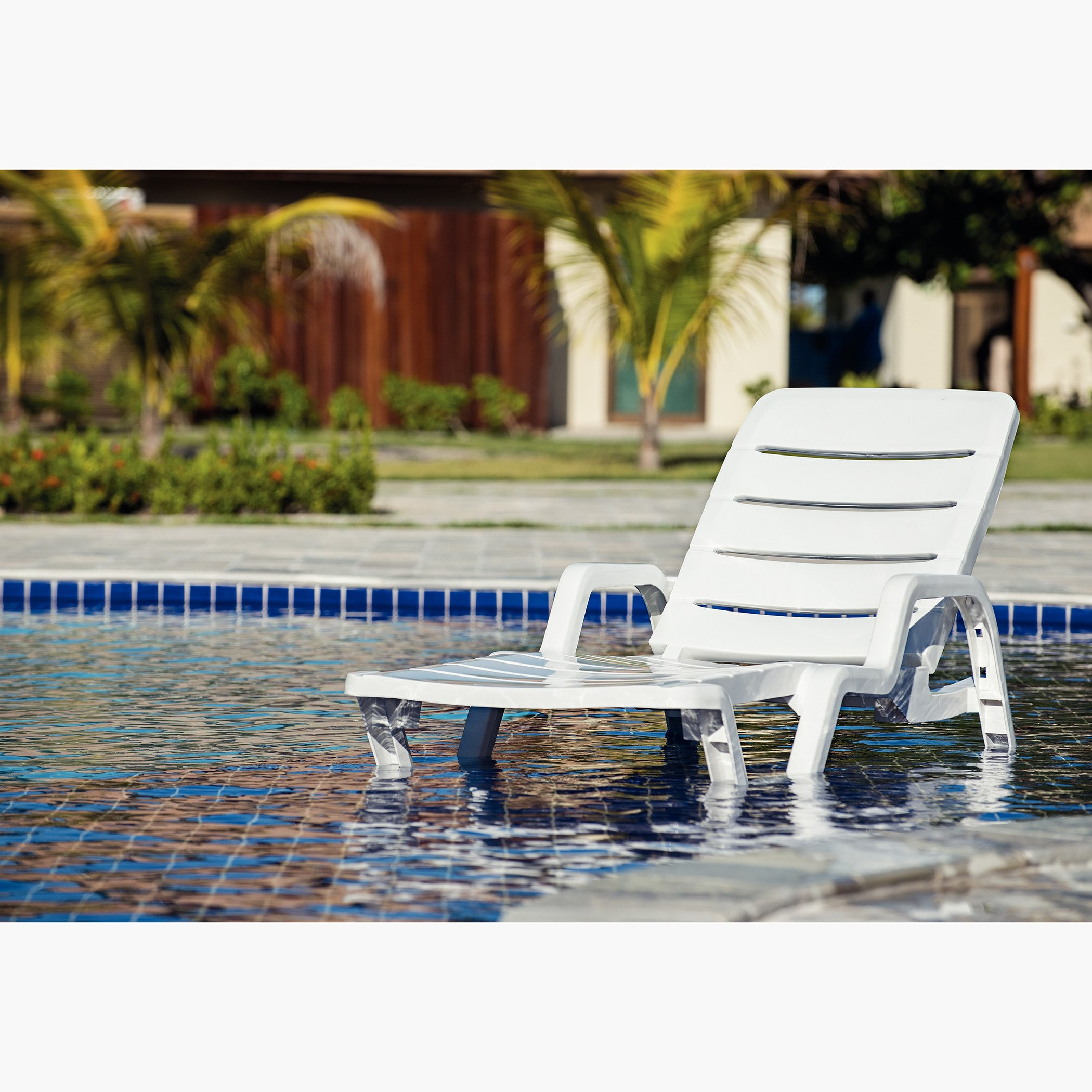 كرسي استرخاء من جويس-hbxfurniture-outdoor-swingsandchairs-image-1