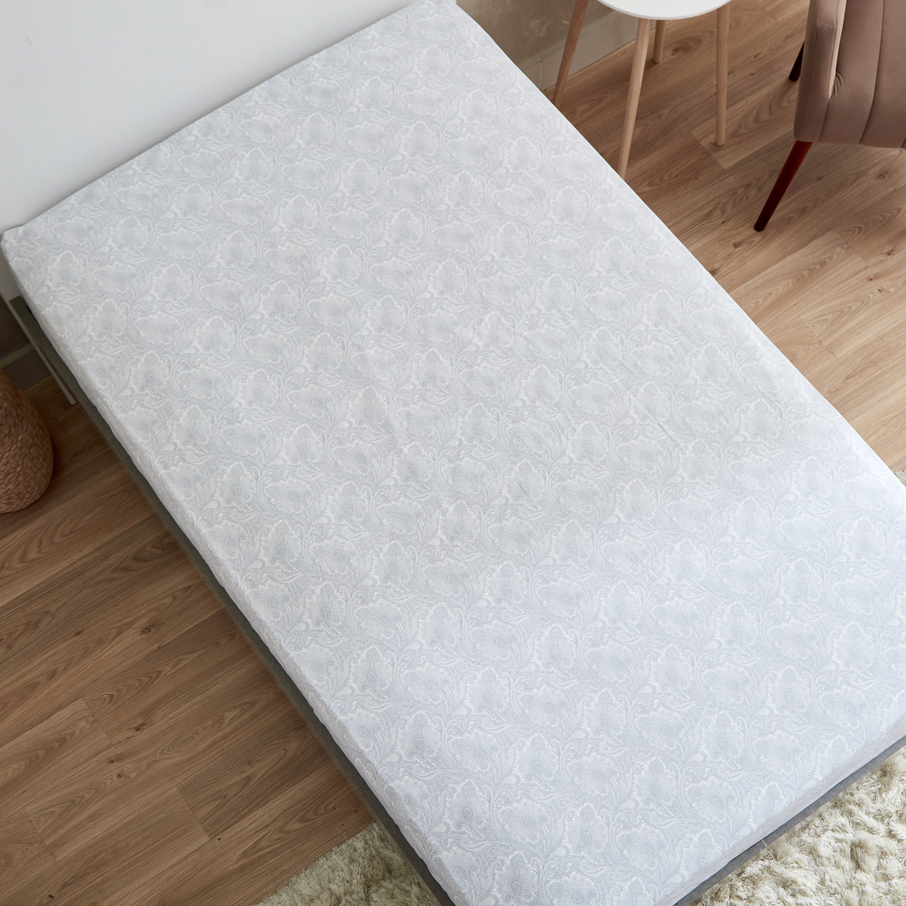 Valor Paisley Print Twin Flat Sheet - 180x270 cm-hbxhomeware-hbxbedroom-image-3