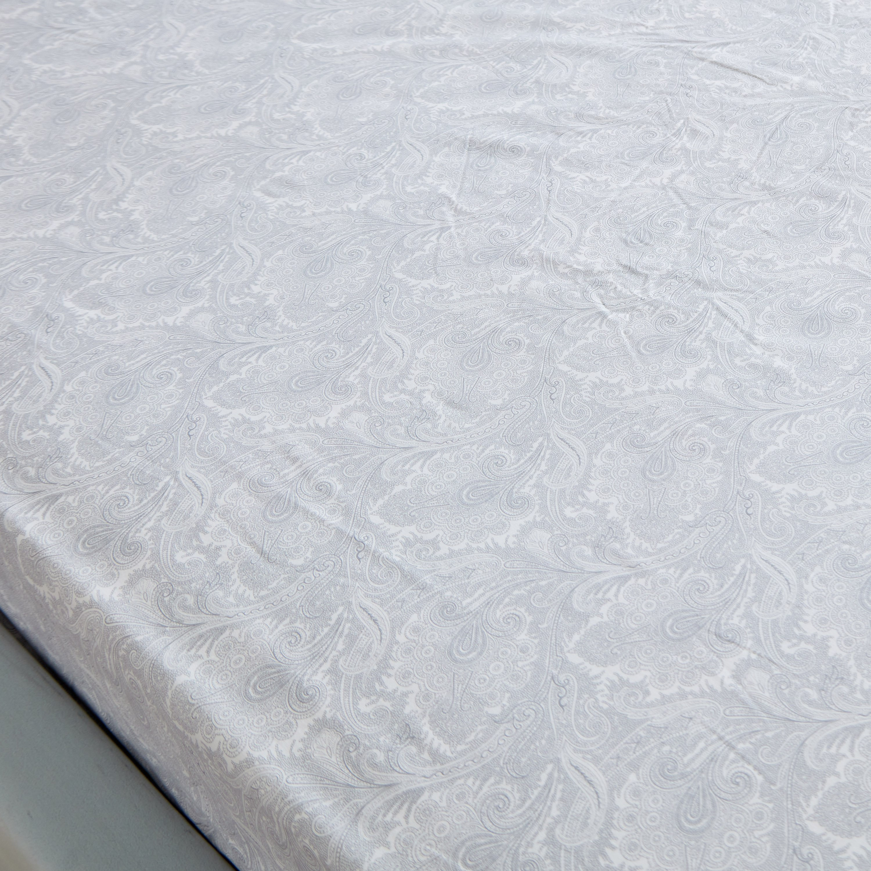 شرشف مسطح كينج/ سوبر كينج بطبعات بيزلي من فالور - 270x260 سم-hbxhomeware-hbxbedroom-image-4