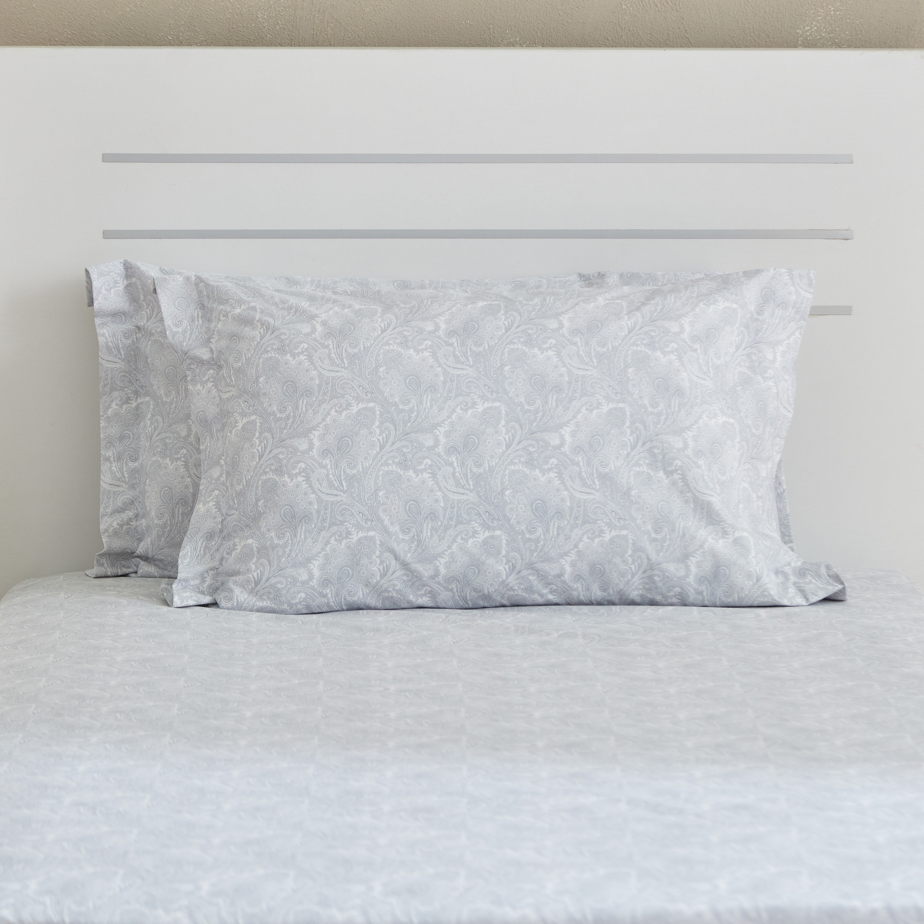 طقم غطاء وسادة بطبعات بيزلي قطعتين من فالور - 50x75+5 سم-hbxhomeware-hbxbedroom-image-2