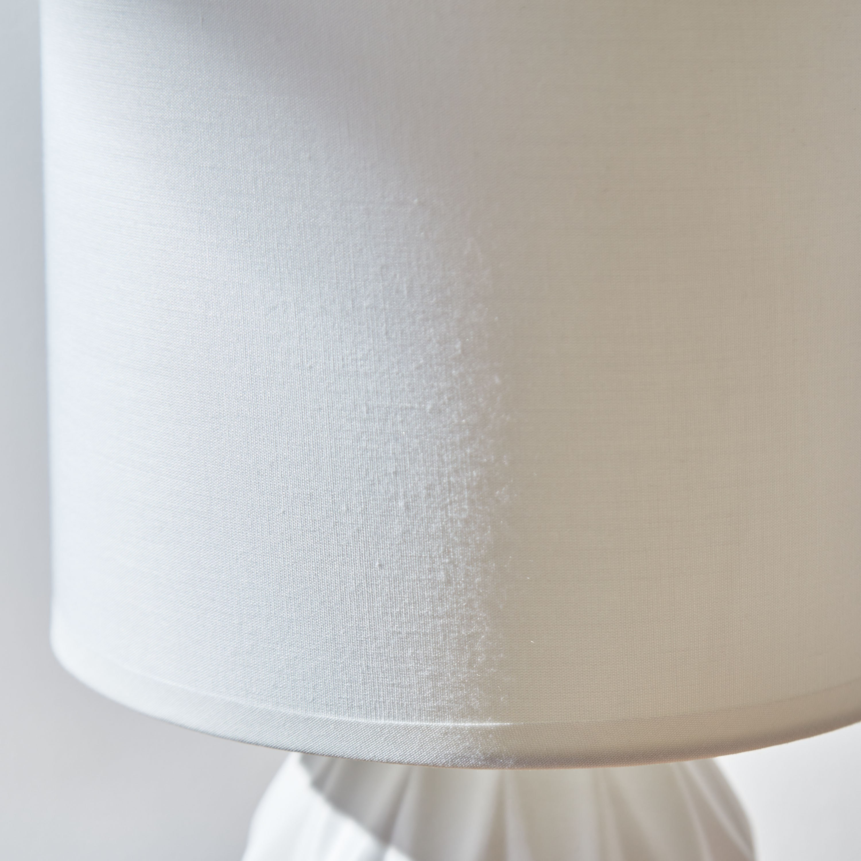 مصباح طاولة سيراميك من فلورين - 18x32.2 سم-hbxlivingroom-lighting-tablelamps-image-3