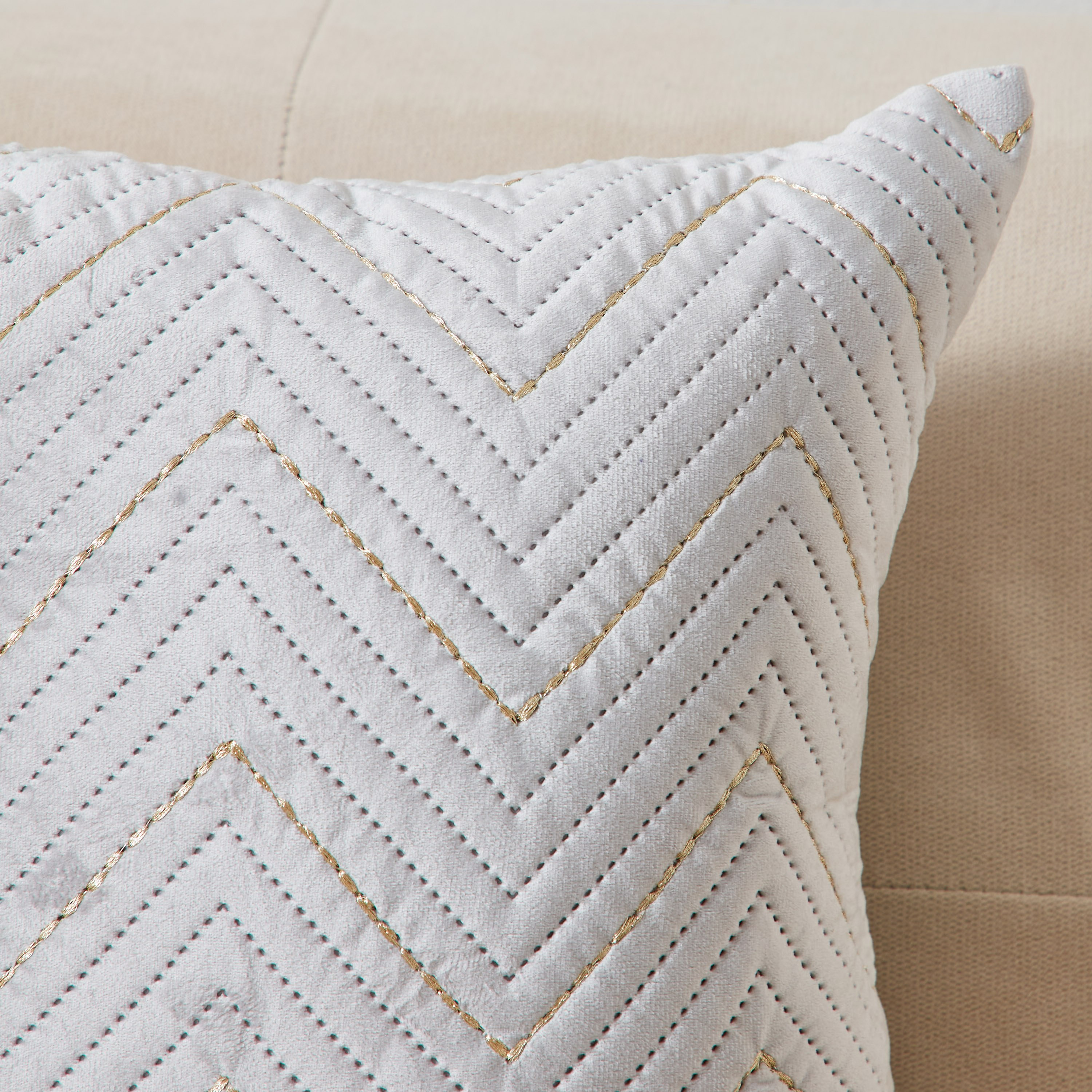 غطاء وسادة مطرز من جانورا زاري - 40x40 سم-hbxhomeware-cushionsandcovers-cushioncovers-image-2
