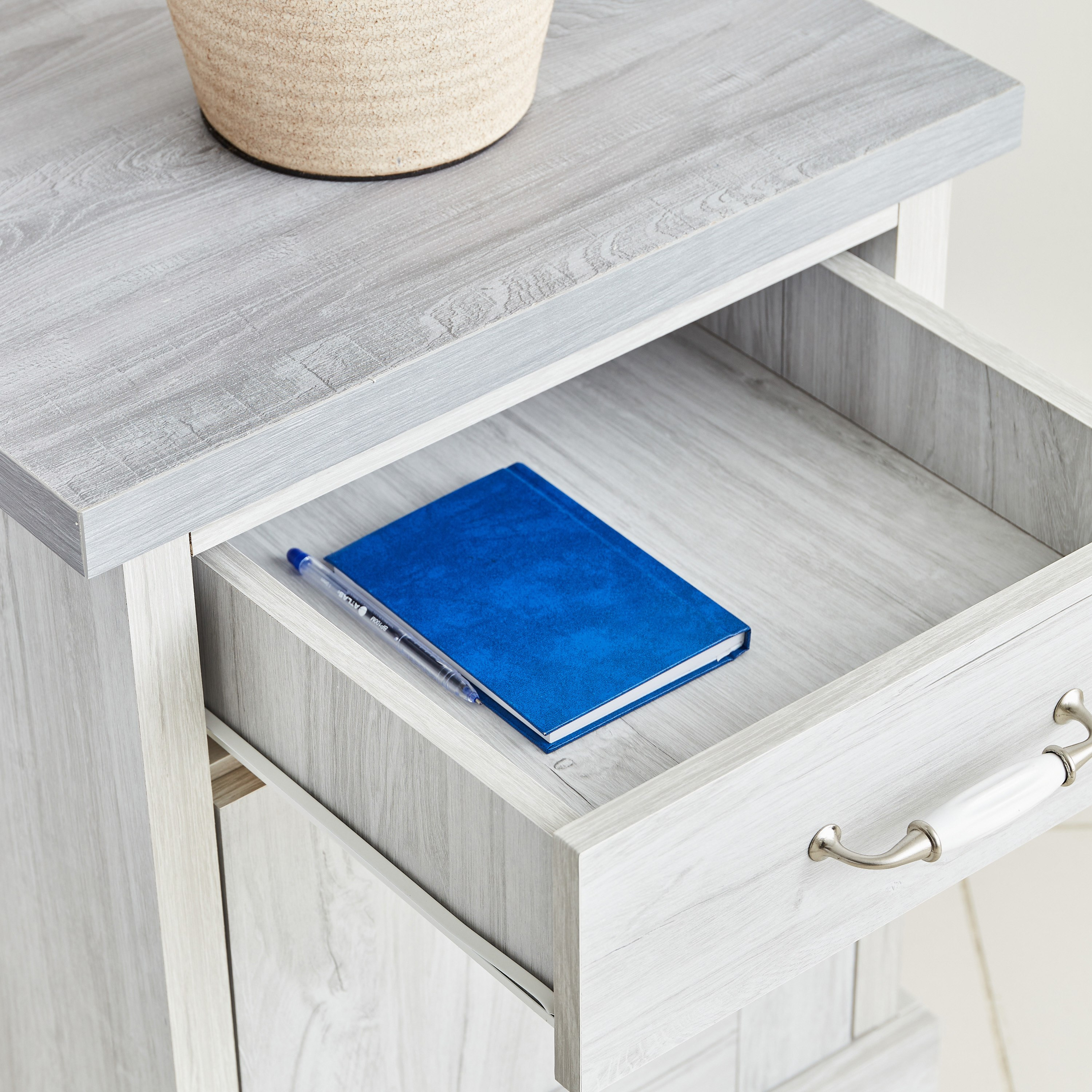 طاولة سرير جانبية بدرج وباب من أوستن-hbxfurniture-bedroom-nightstands-image-3