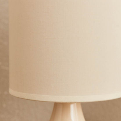 Clarc Ceramic Table Lamp - 14x14x23 cms