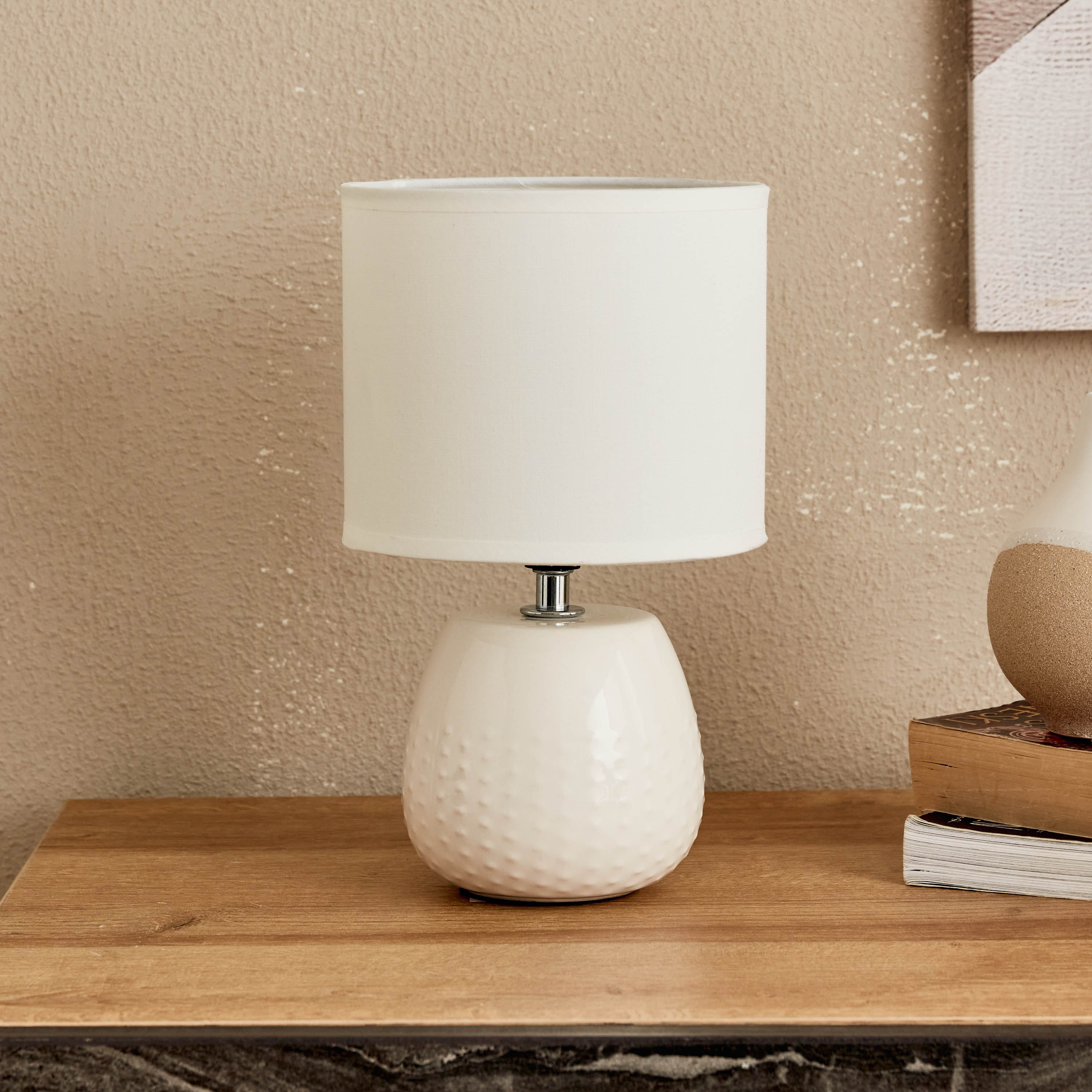 مصباح طاولة سيراميك من كلارك - 15.5x15.5x25 سم-hbxlivingroom-lighting-tablelamps-image-1