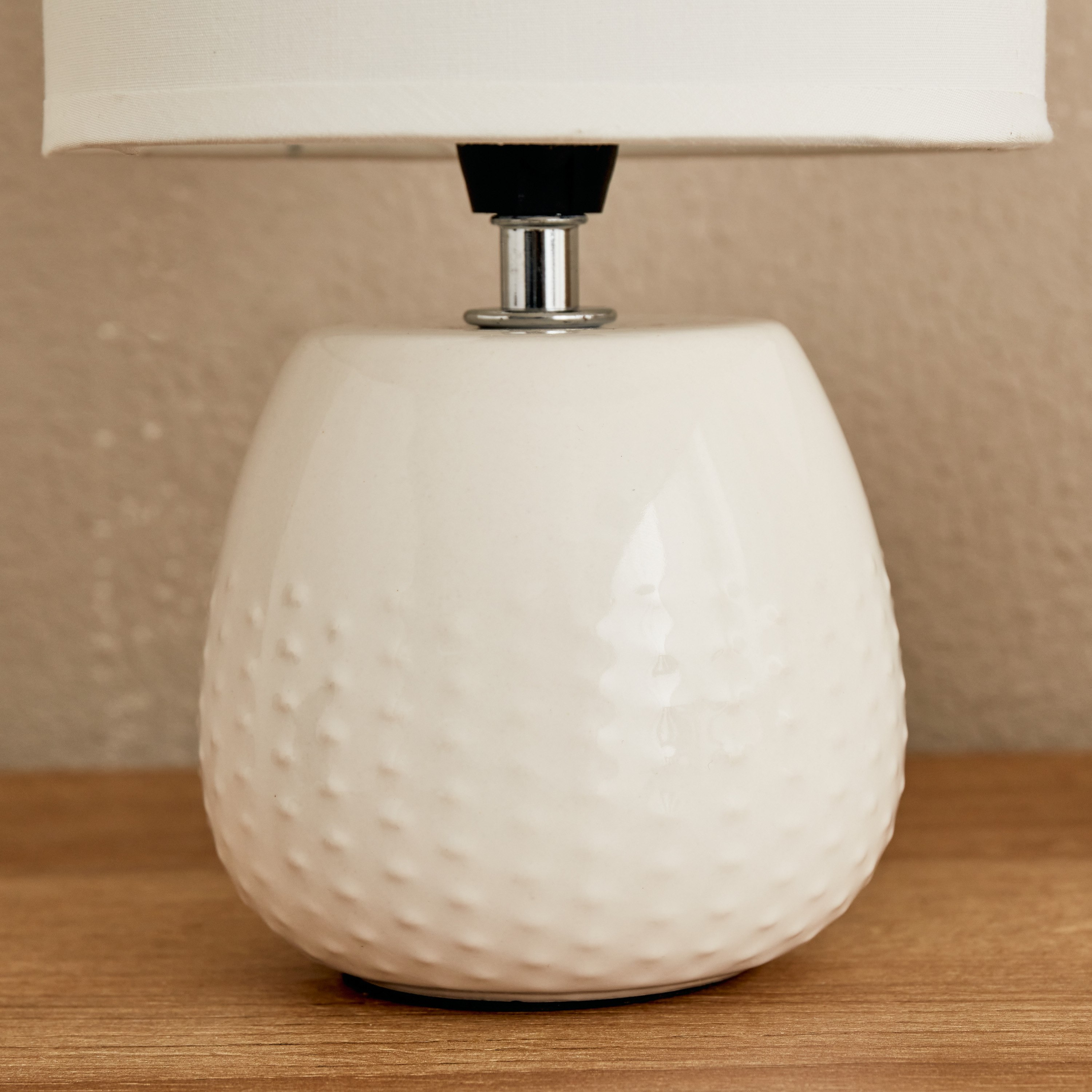 مصباح طاولة سيراميك من كلارك - 15.5x15.5x25 سم-hbxlivingroom-lighting-tablelamps-image-3