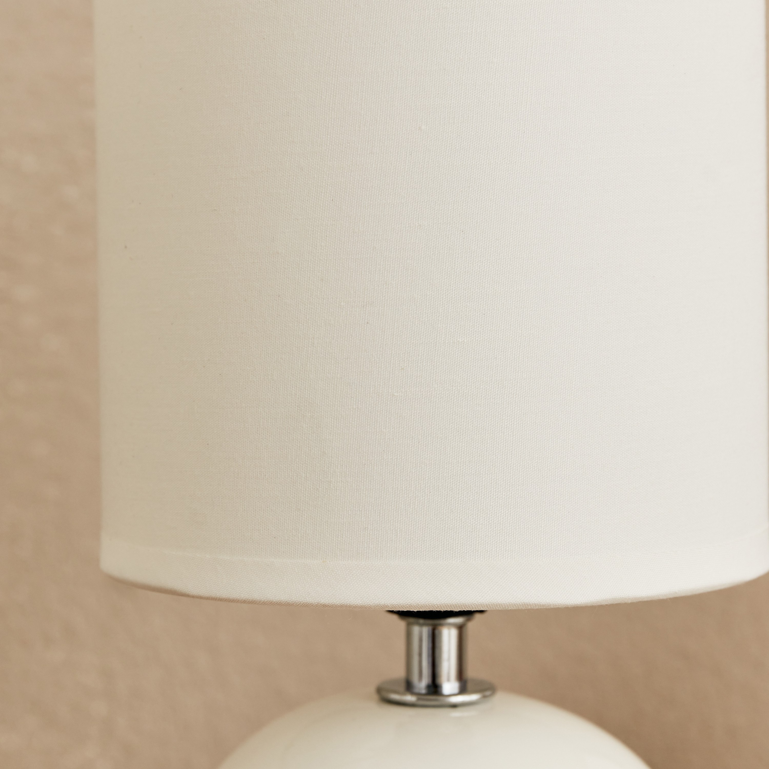 مصباح طاولة سيراميك من كلارك - 13x13x24 سم-hbxlivingroom-lighting-tablelamps-image-3