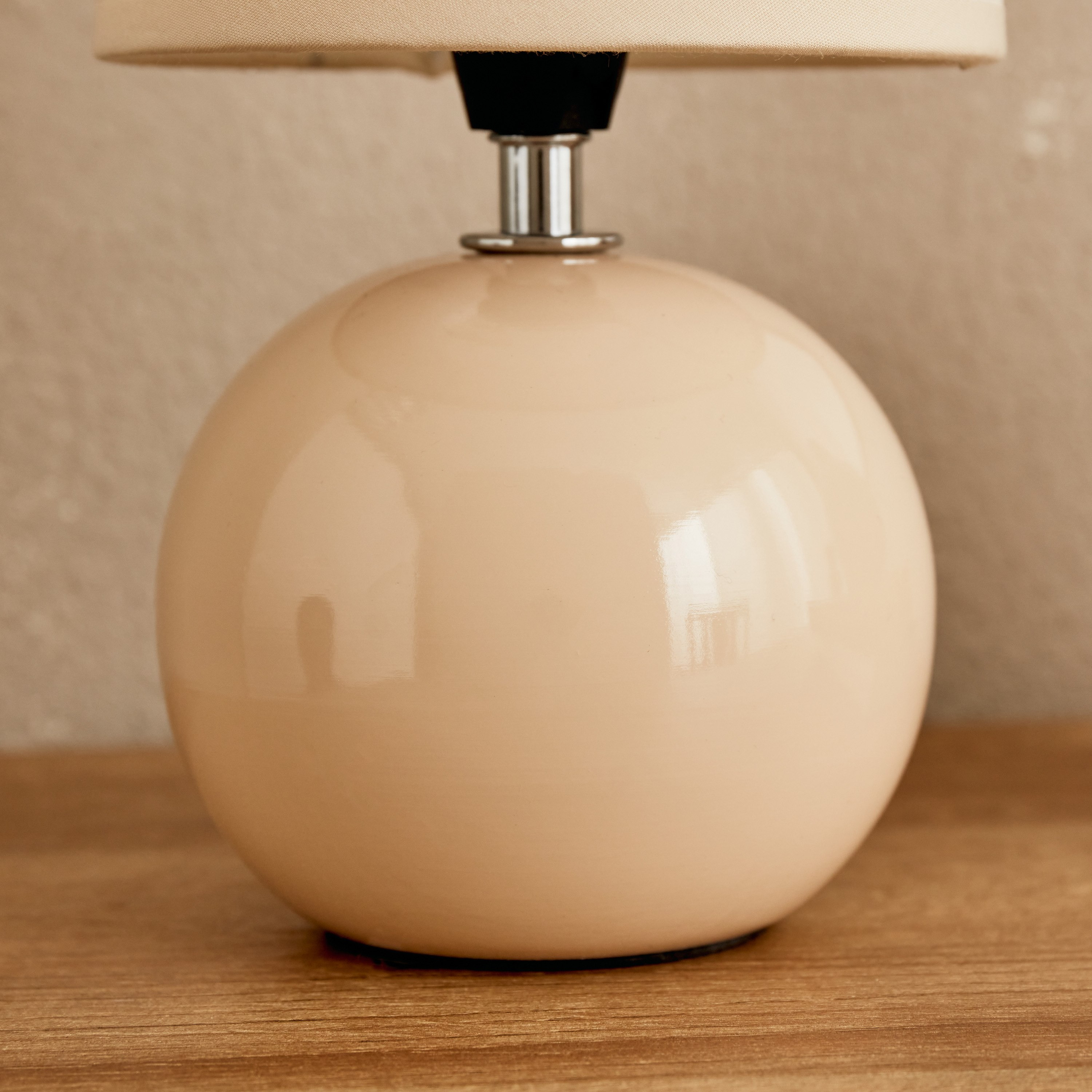 Clarc Ceramic Table Lamp - 13x13x24 cm-hbxlivingroom-lighting-tablelamps-image-4
