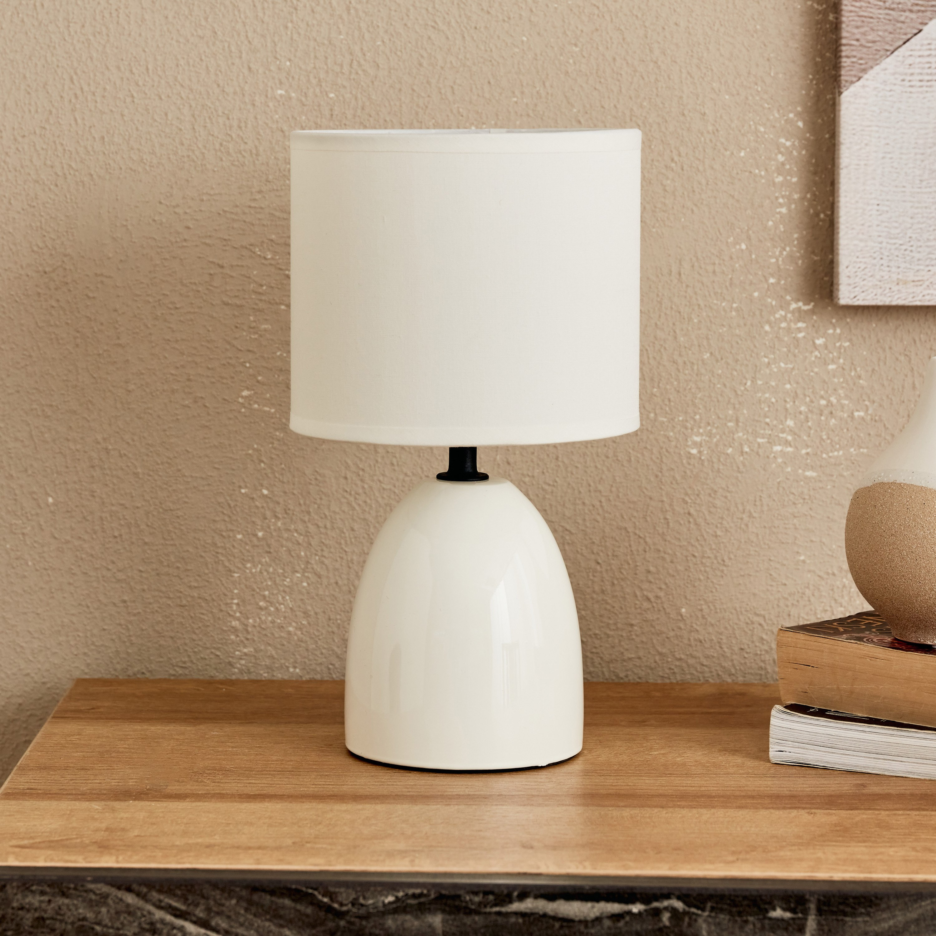 Clarc Ceramic Table Lamp - 15.5x15.5x27.5 cm-hbxlivingroom-lighting-tablelamps-image-1
