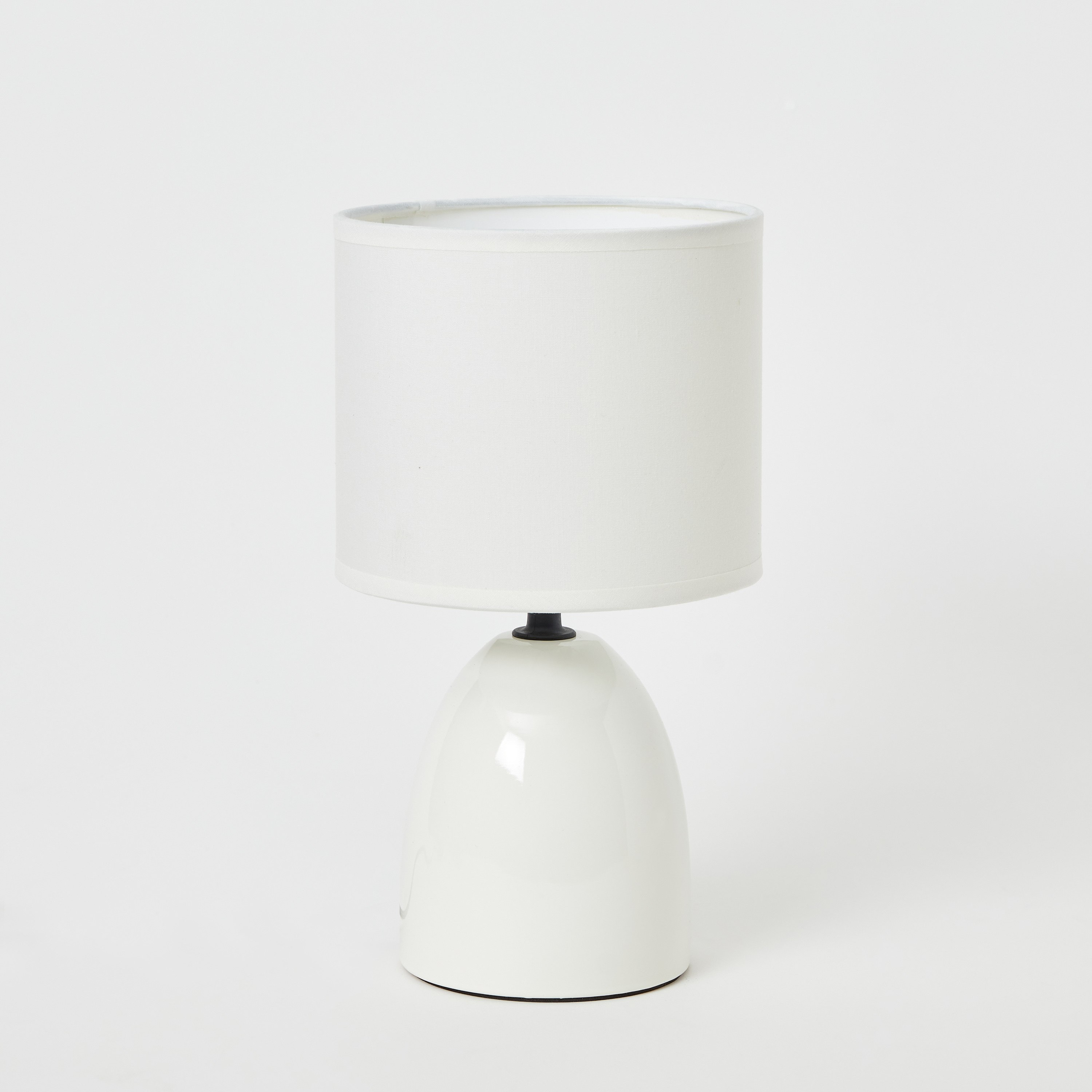 Clarc Ceramic Table Lamp - 15.5x15.5x27.5 cm-hbxlivingroom-lighting-tablelamps-image-6