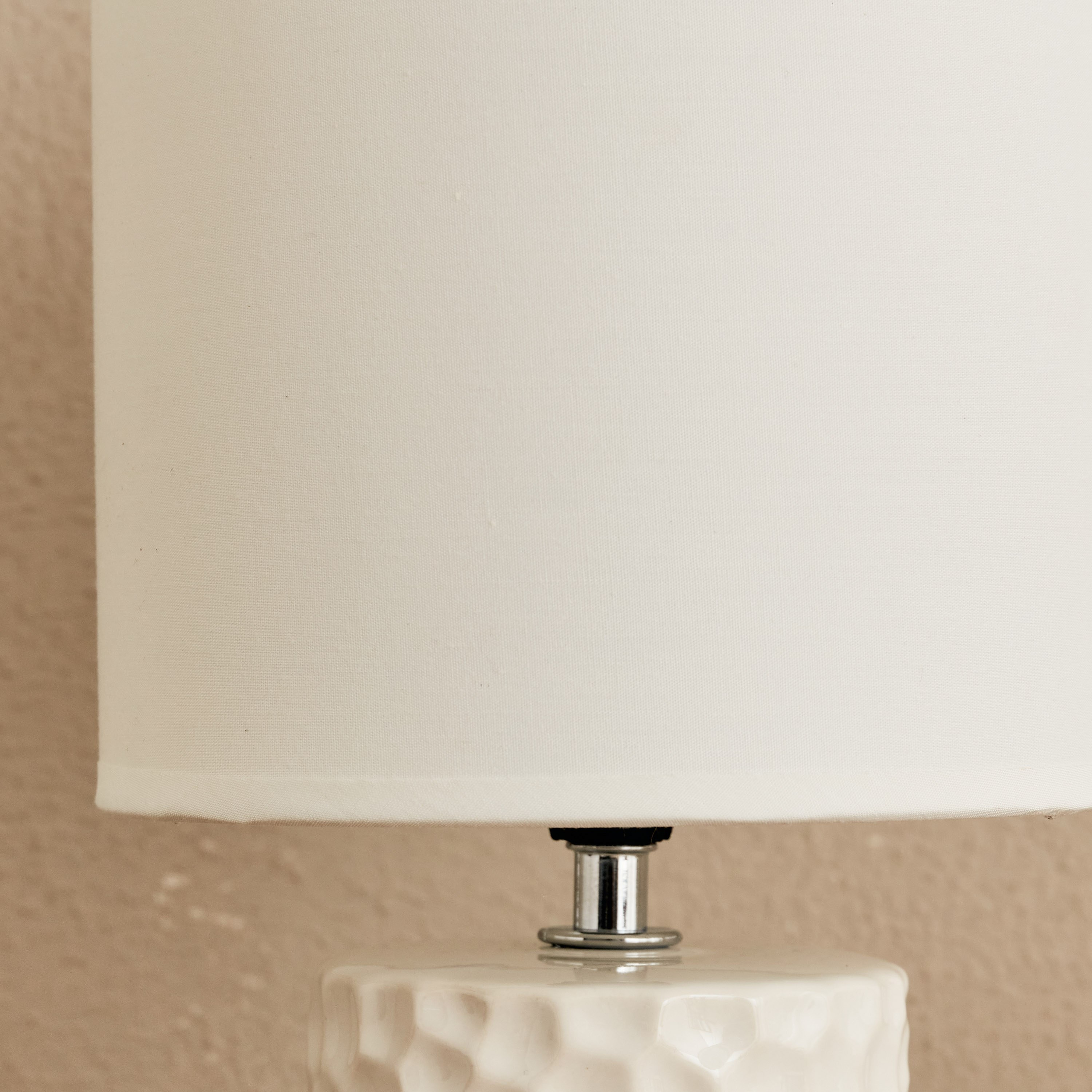 مصباح طاولة سيراميك من كلارك - 17x17x32.5 سم-hbxlivingroom-lighting-tablelamps-image-3