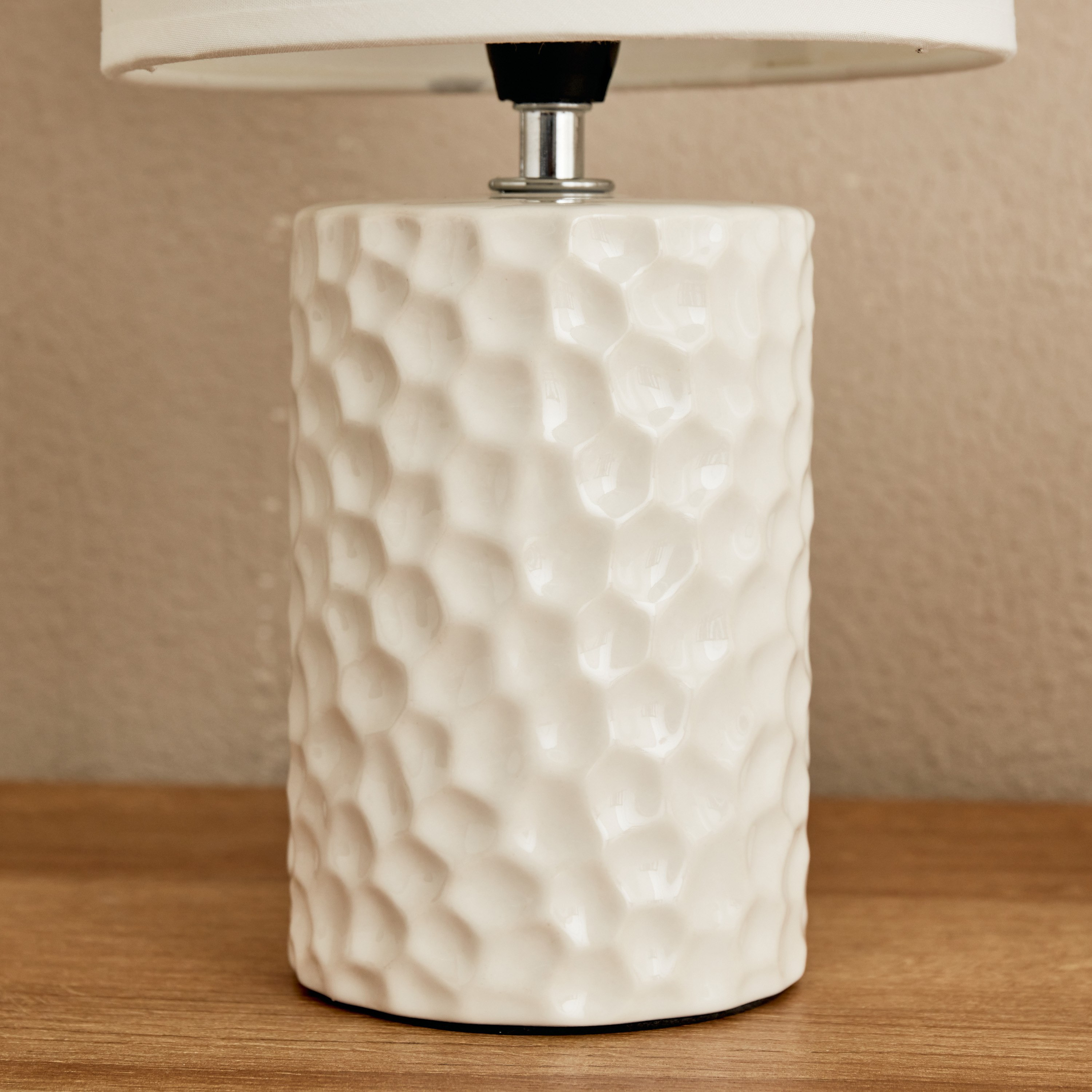 مصباح طاولة سيراميك من كلارك - 17x17x32.5 سم-hbxlivingroom-lighting-tablelamps-image-4