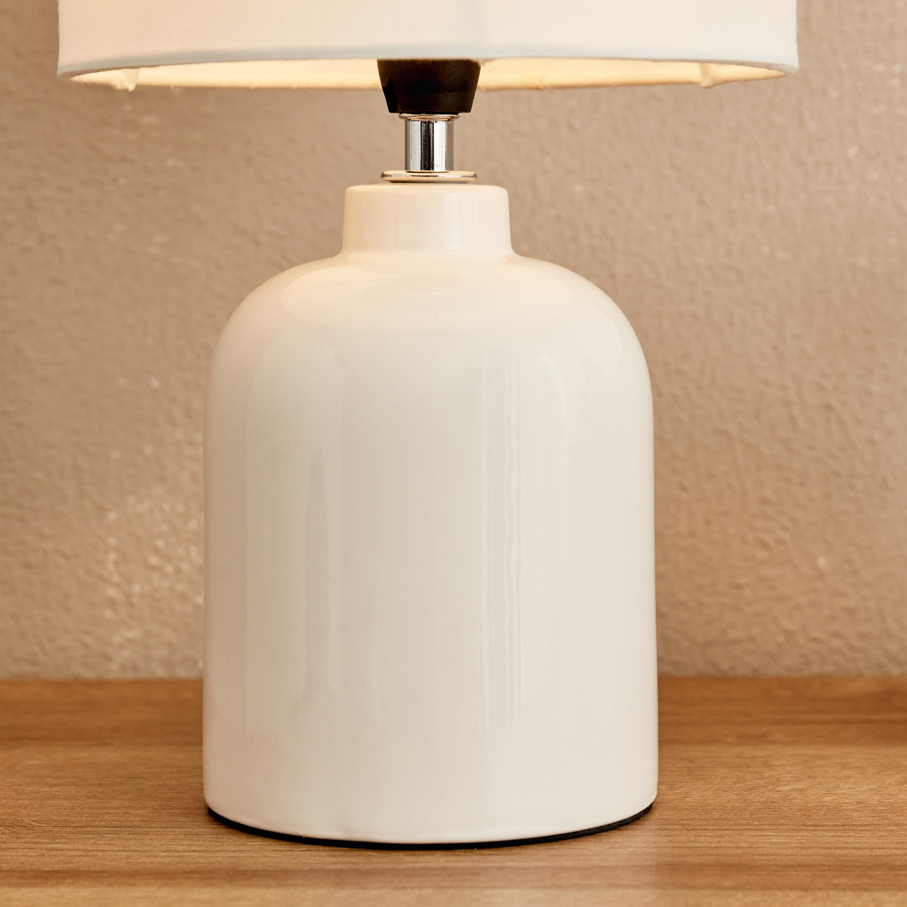 مصباح طاولة سيراميك من كلارك - 18x18x32 سم-hbxlivingroom-lighting-tablelamps-image-4