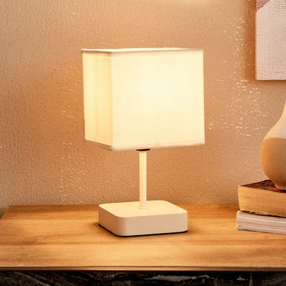 Clarc Ceramic Table Lamp - 13x13x24 cms