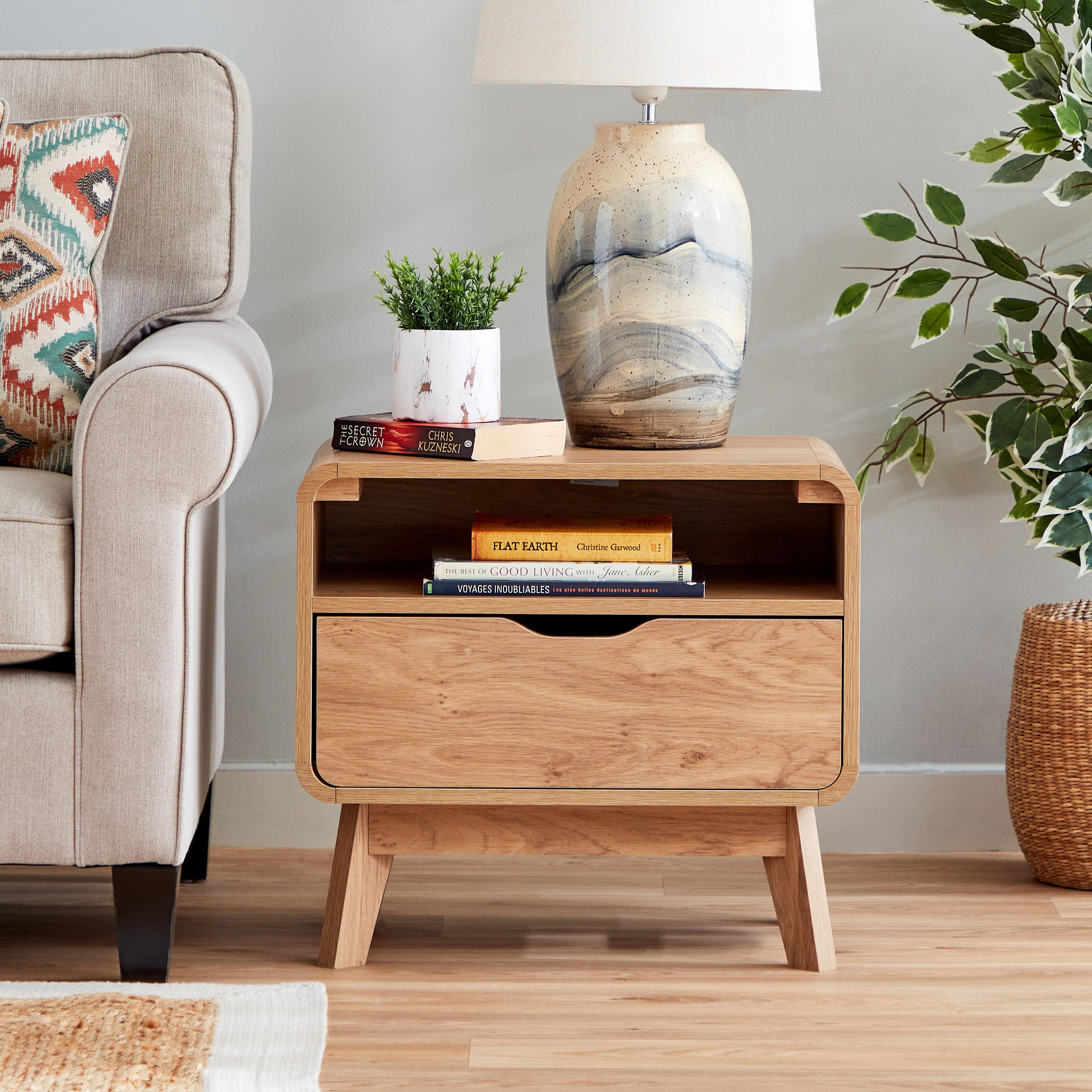 طاولة جانبية من نورديكا-hbxfurniture-livingroom-endtables-image-1