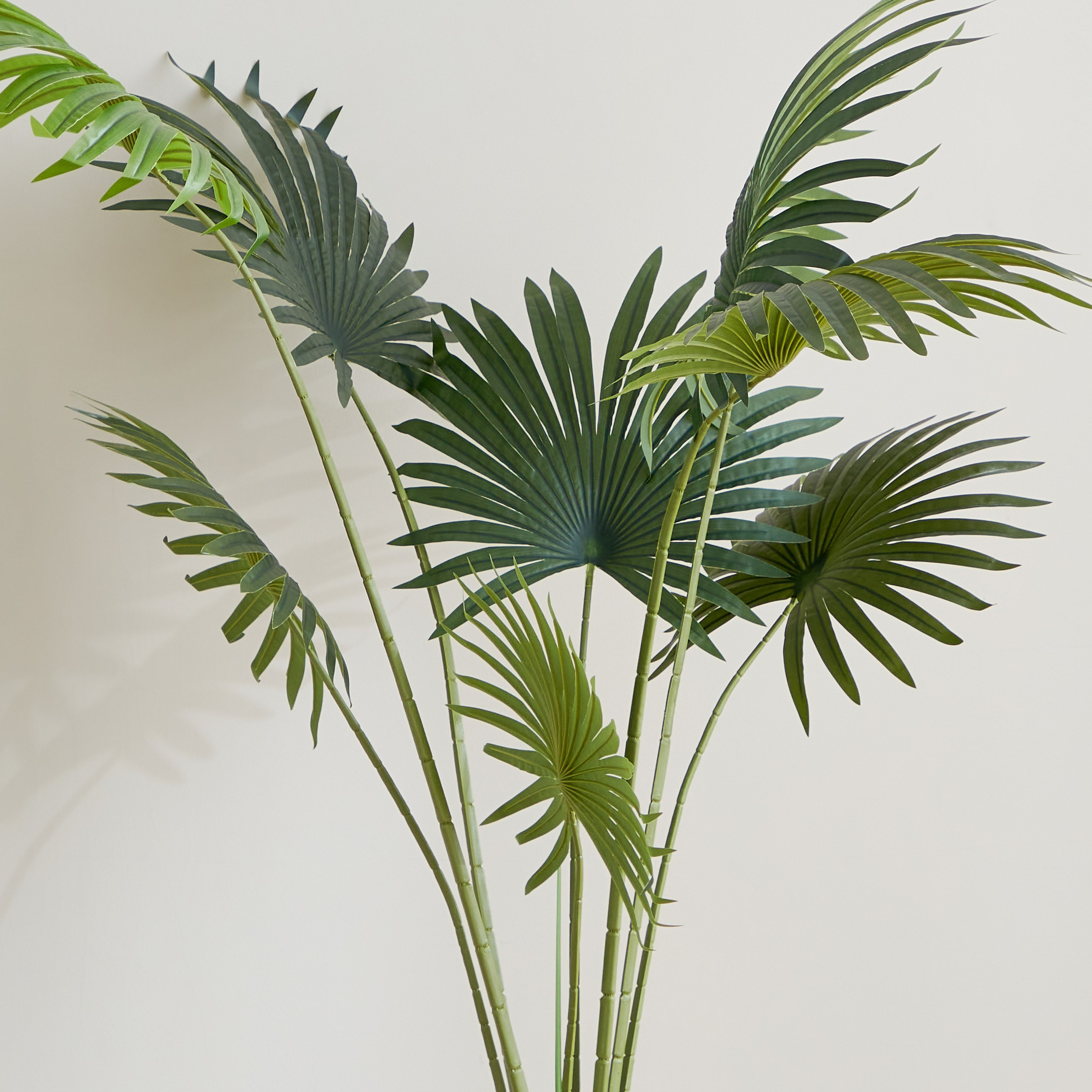 شجرة نخيل من تيودوارا - 160 سم-hbxdecorandfurnishings-homeaccessories-artificialflowersandplants-image-3