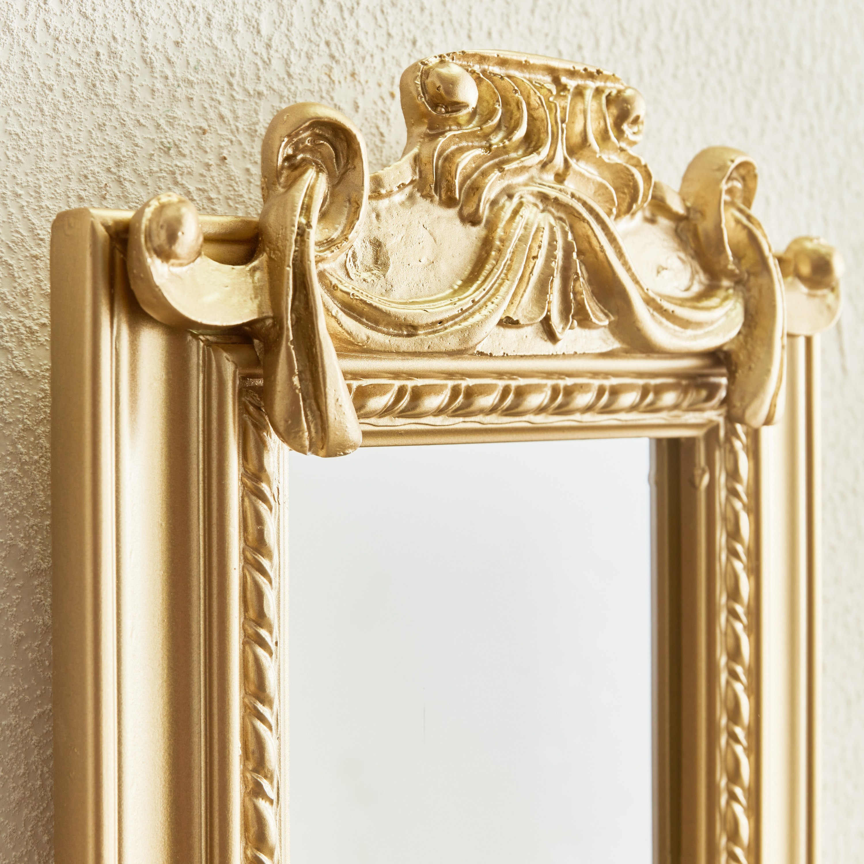 مرآة حائط بإطار خشبي مع زهرة راتنج من لاجو - 21x132 سم-hbxhomeware-hbxdecorandfurnishings-image-3
