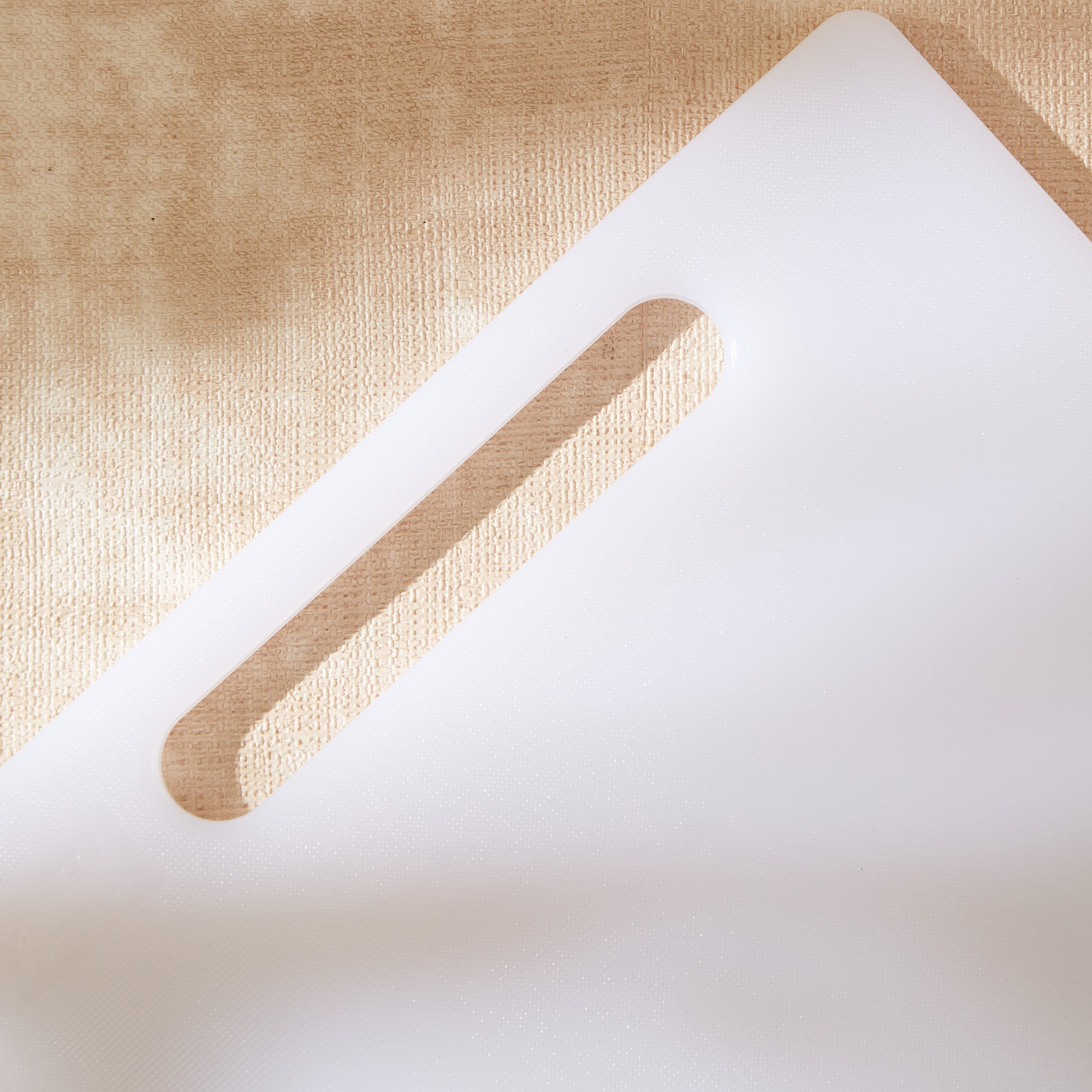 لوح تقطيع شديد التحمل من بريما - 34x23x1 سم-hbxkitchen-kitchenware-foodpreparation-image-2