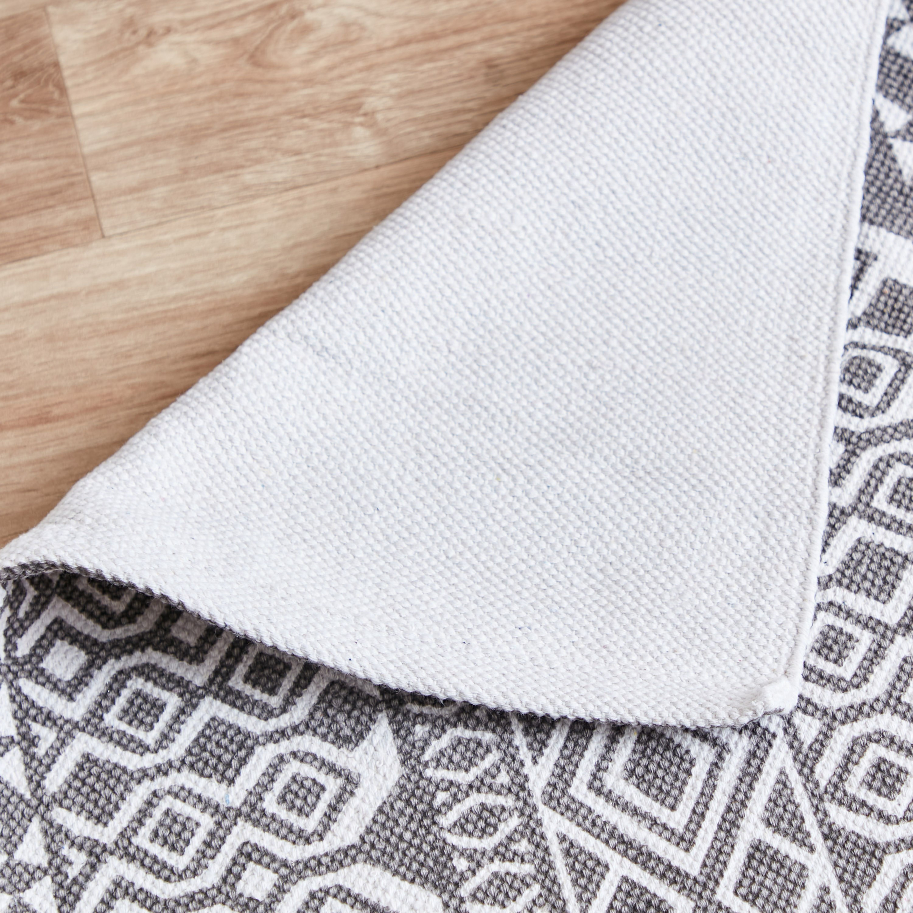 Nomadic Loraine Printed Cotton Dhurrie - 60x120 cm-hbxdecorandfurnishings-floorcoverings-rugs-image-3