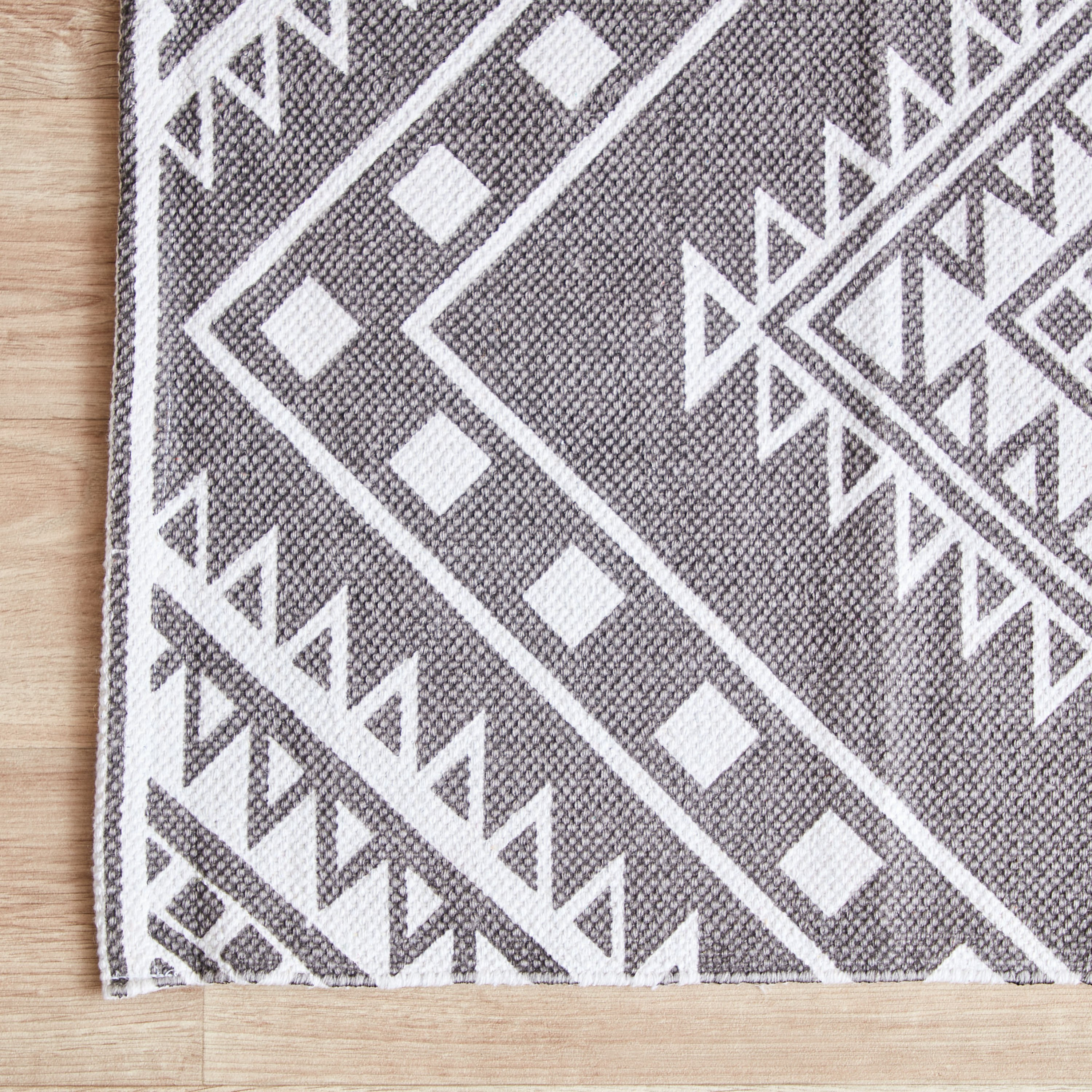 سجادة دوري قطن بطبعات من نوماديك - 50x80 سم-hbxdecorandfurnishings-floorcoverings-rugs-image-2