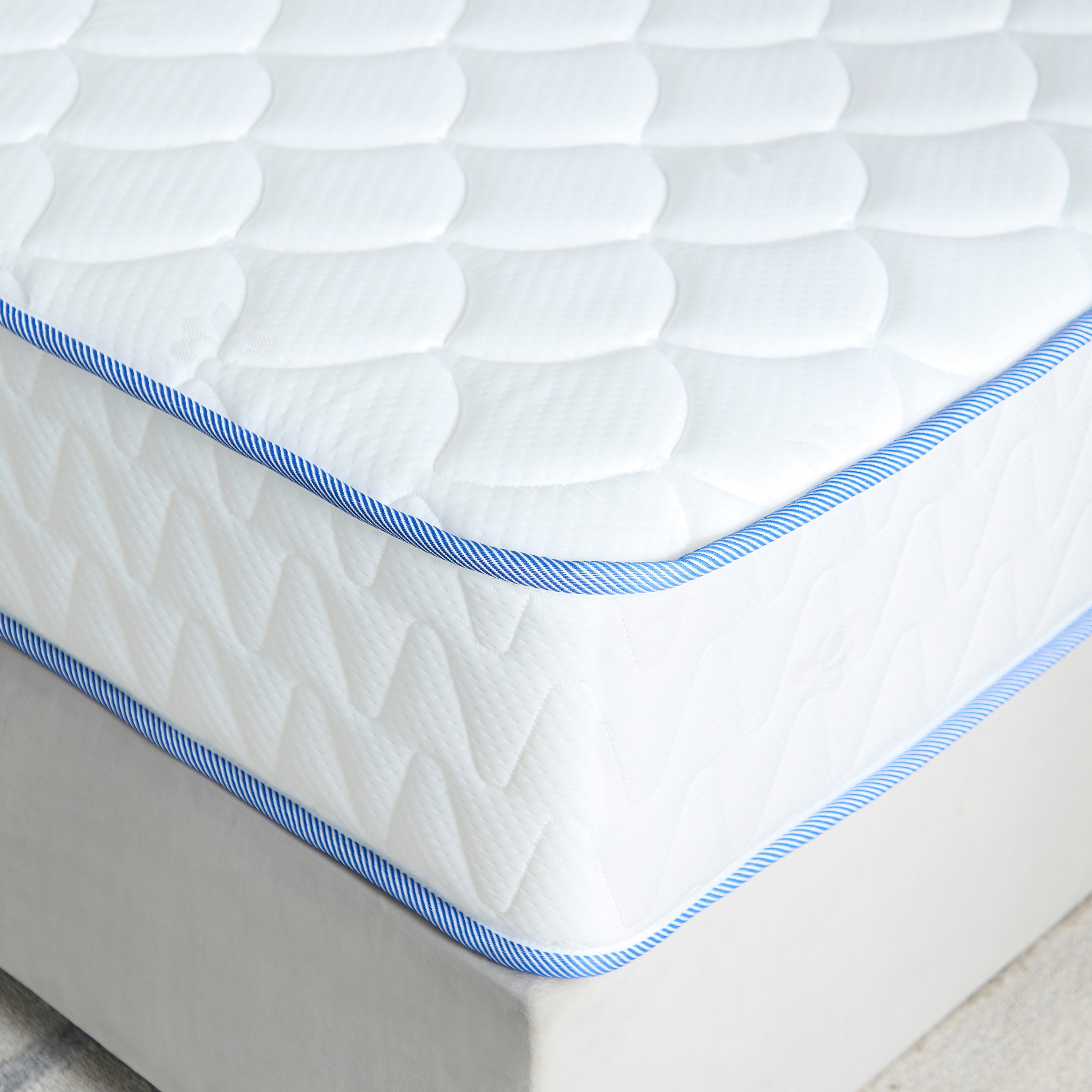 SleepLuxe iCool Gel infused Memory Foam Medium Firm Pocket Spring Single Mattress - 90x200x25 cm-hbxfurniture-bedroom-mattresses-single-image-2